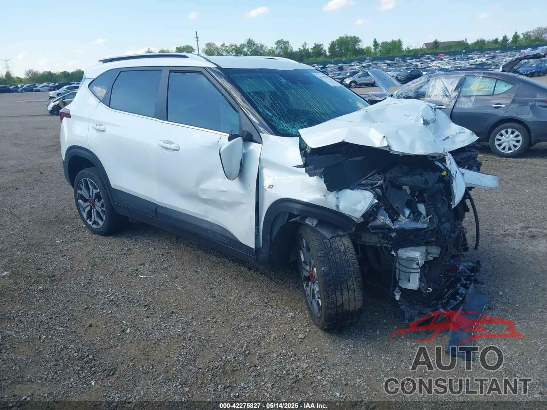 KIA SELTOS 2021 - KNDEUCA20M7156399
