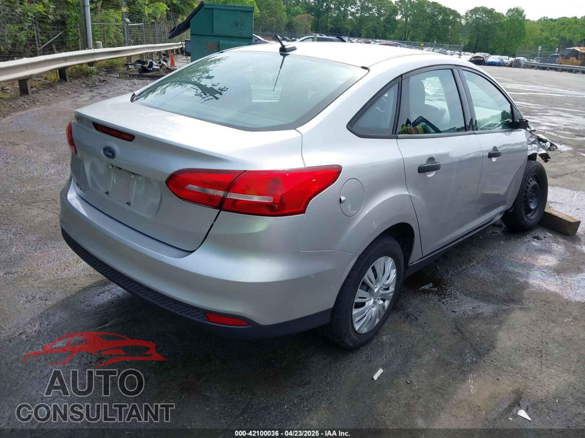 FORD FOCUS 2017 - 1FADP3E21HL241557