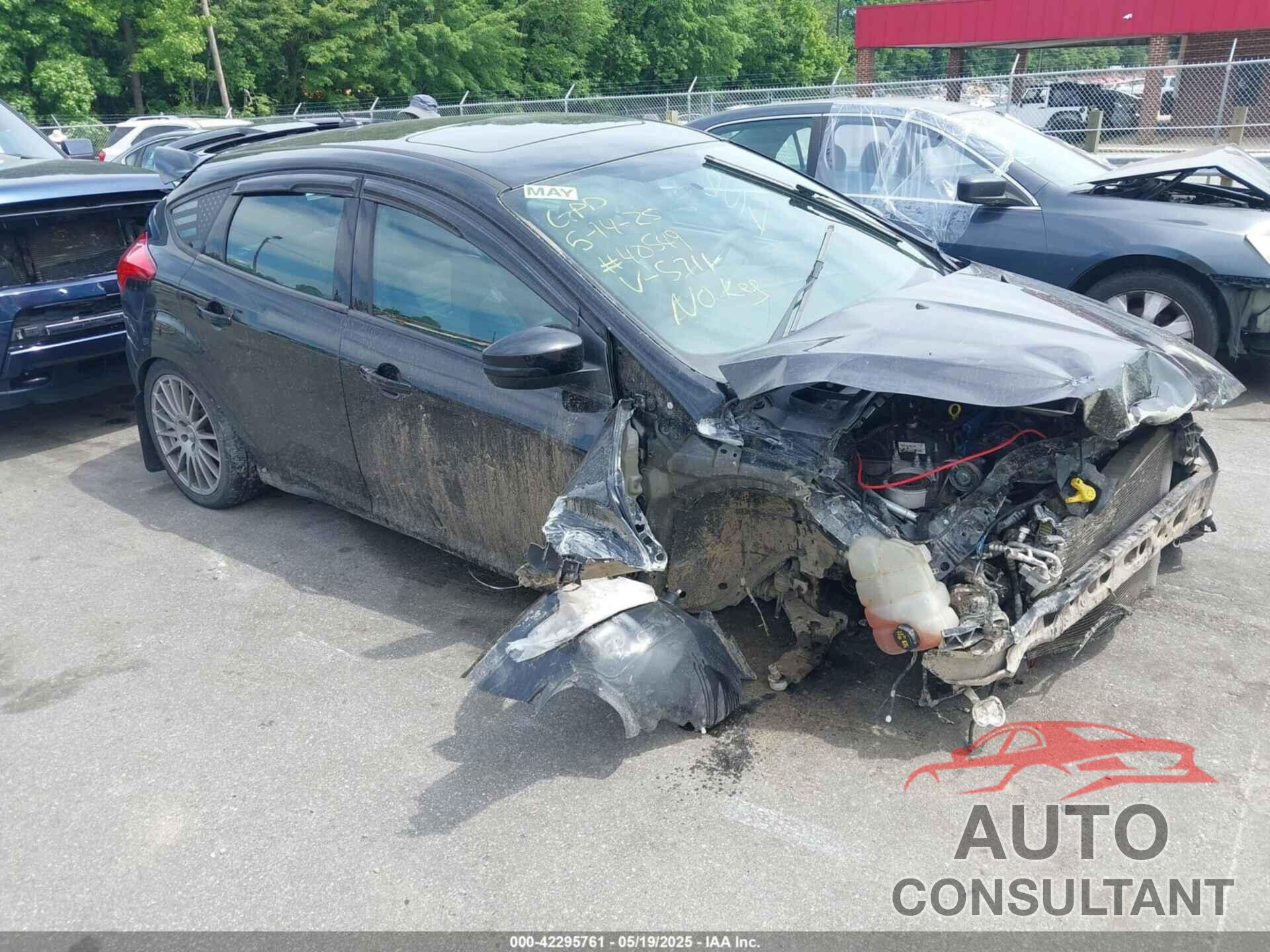 FORD FOCUS ST 2016 - 1FADP3L93GL275711