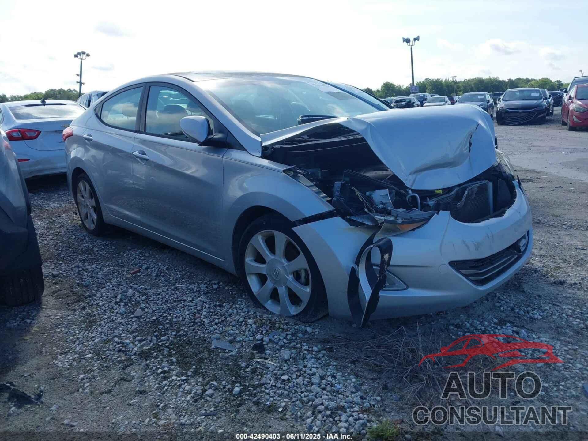 HYUNDAI ELANTRA 2013 - 5NPDH4AE7DH168660