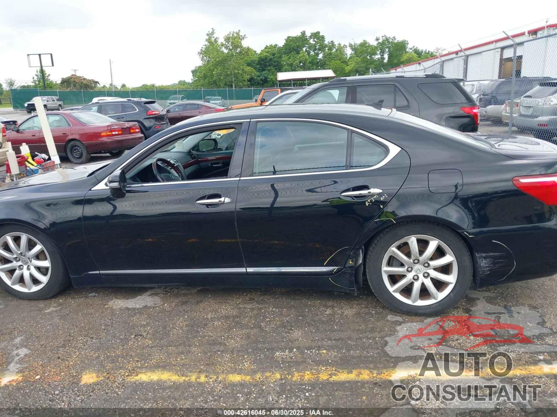 LEXUS LS 460 2010 - JTHCL5EF5A5005714