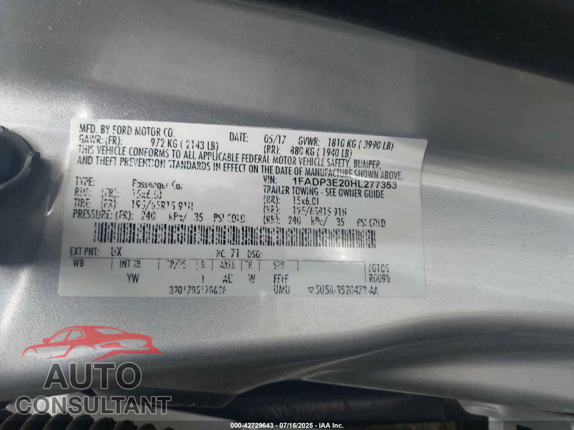 FORD FOCUS 2017 - 1FADP3E20HL277353