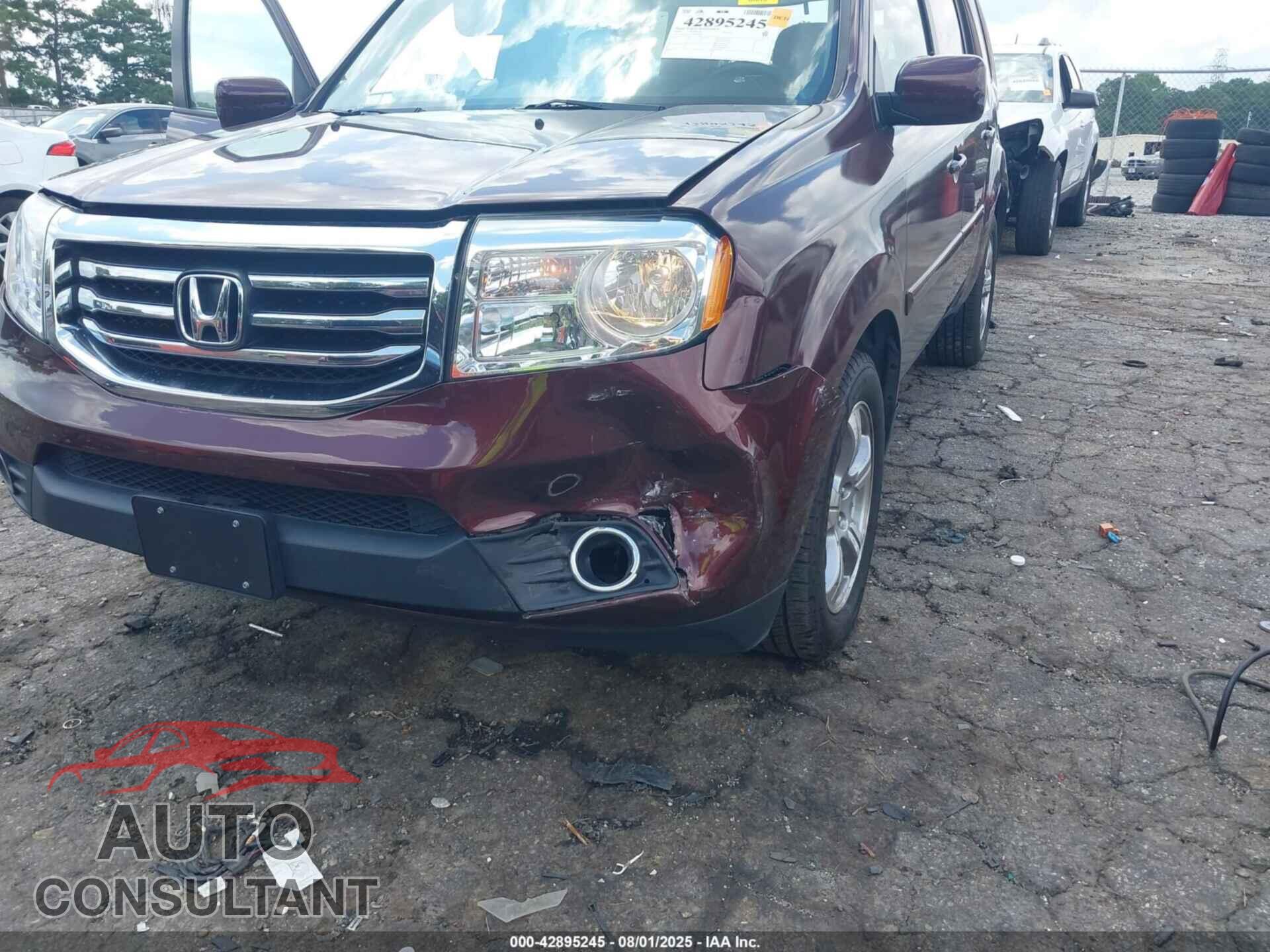 HONDA PILOT 2013 - 5FNYF3H73DB021100