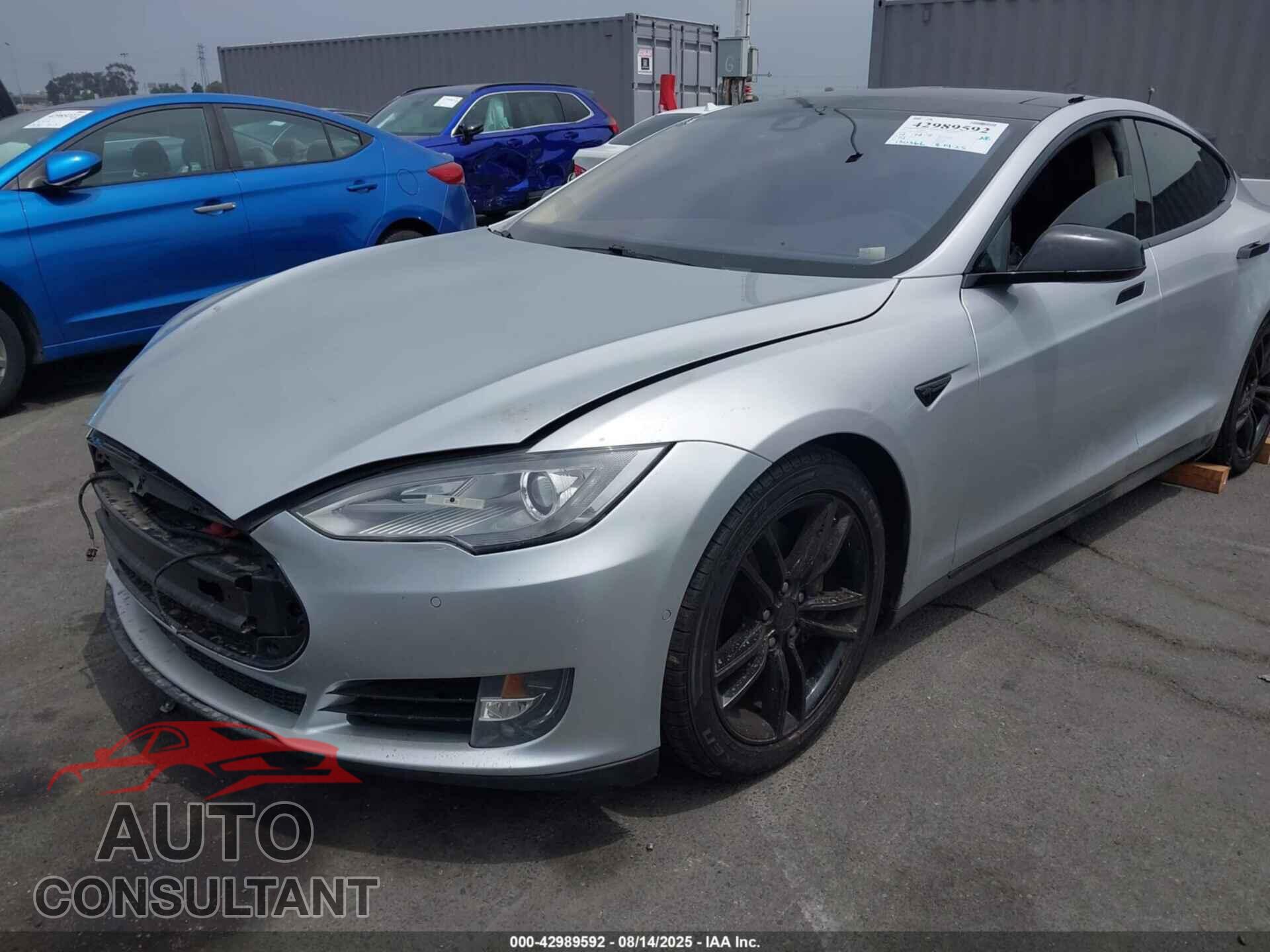 TESLA MODEL S 2014 - 5YJSA1H18EFP66818