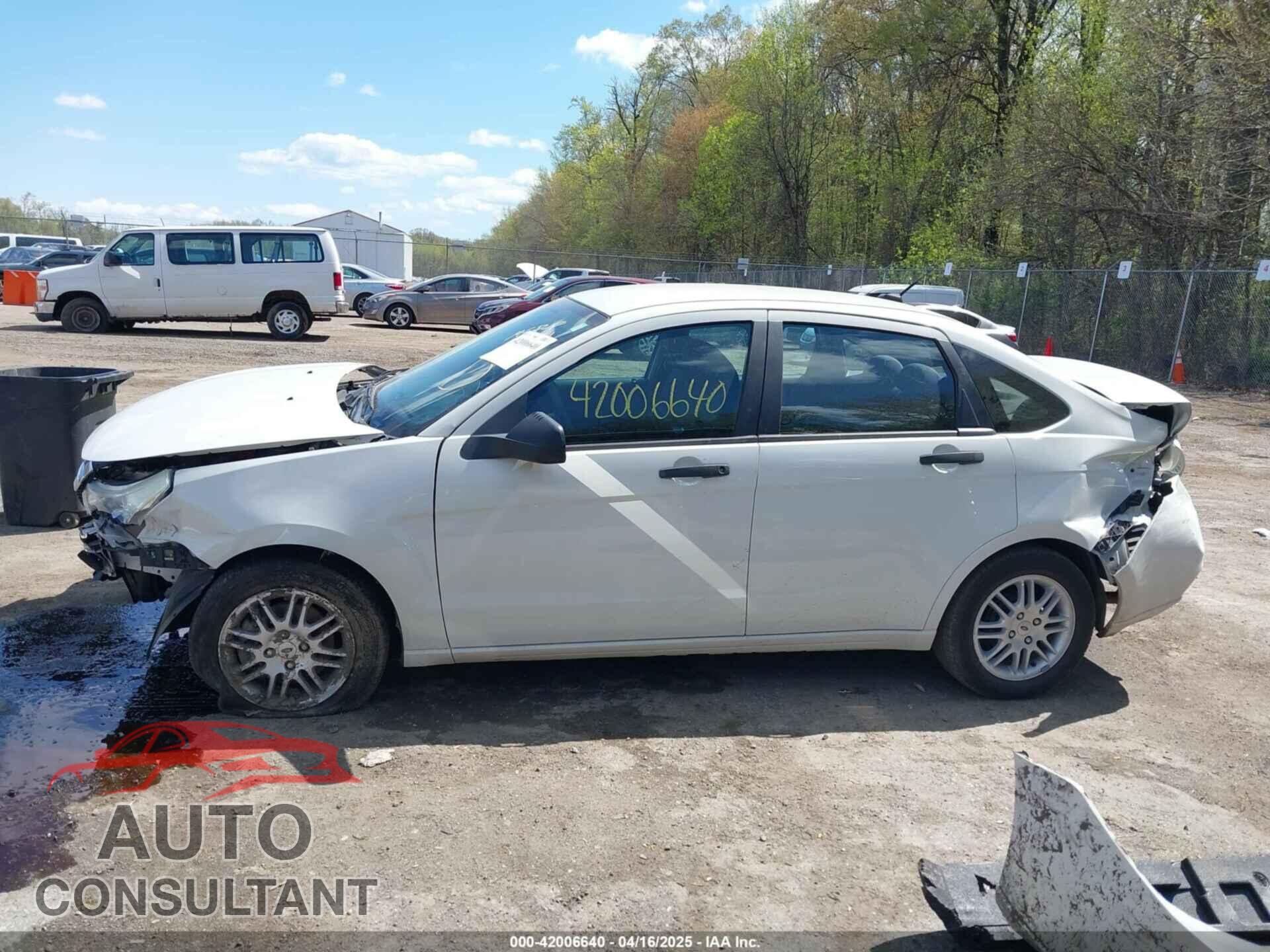 FORD FOCUS 2011 - 1FAHP3FN2BW100531