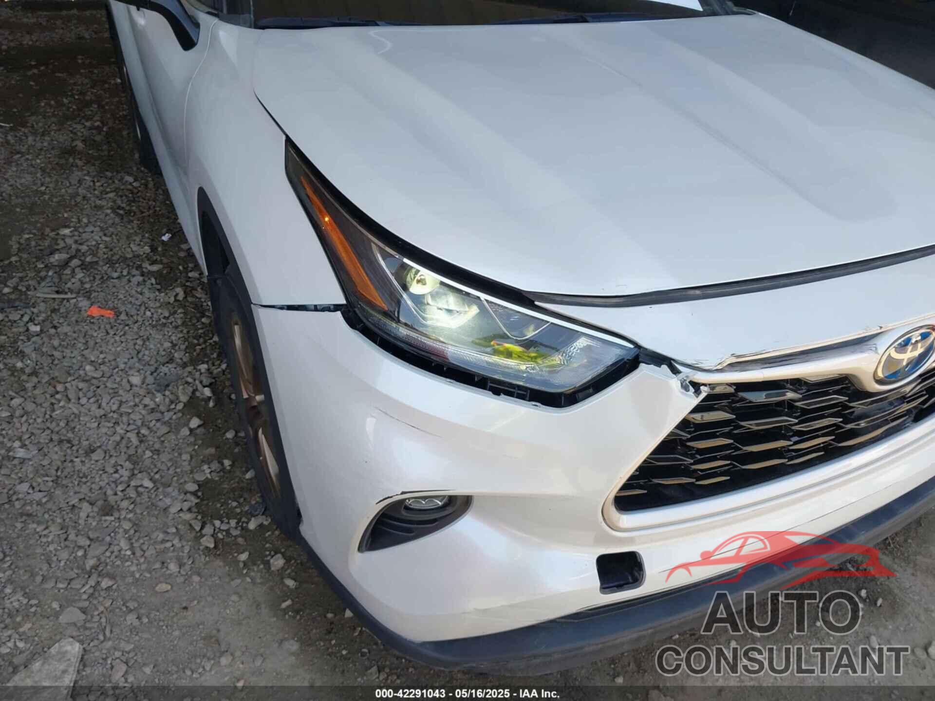 TOYOTA HIGHLANDER 2023 - 5TDAARAH7PS017203