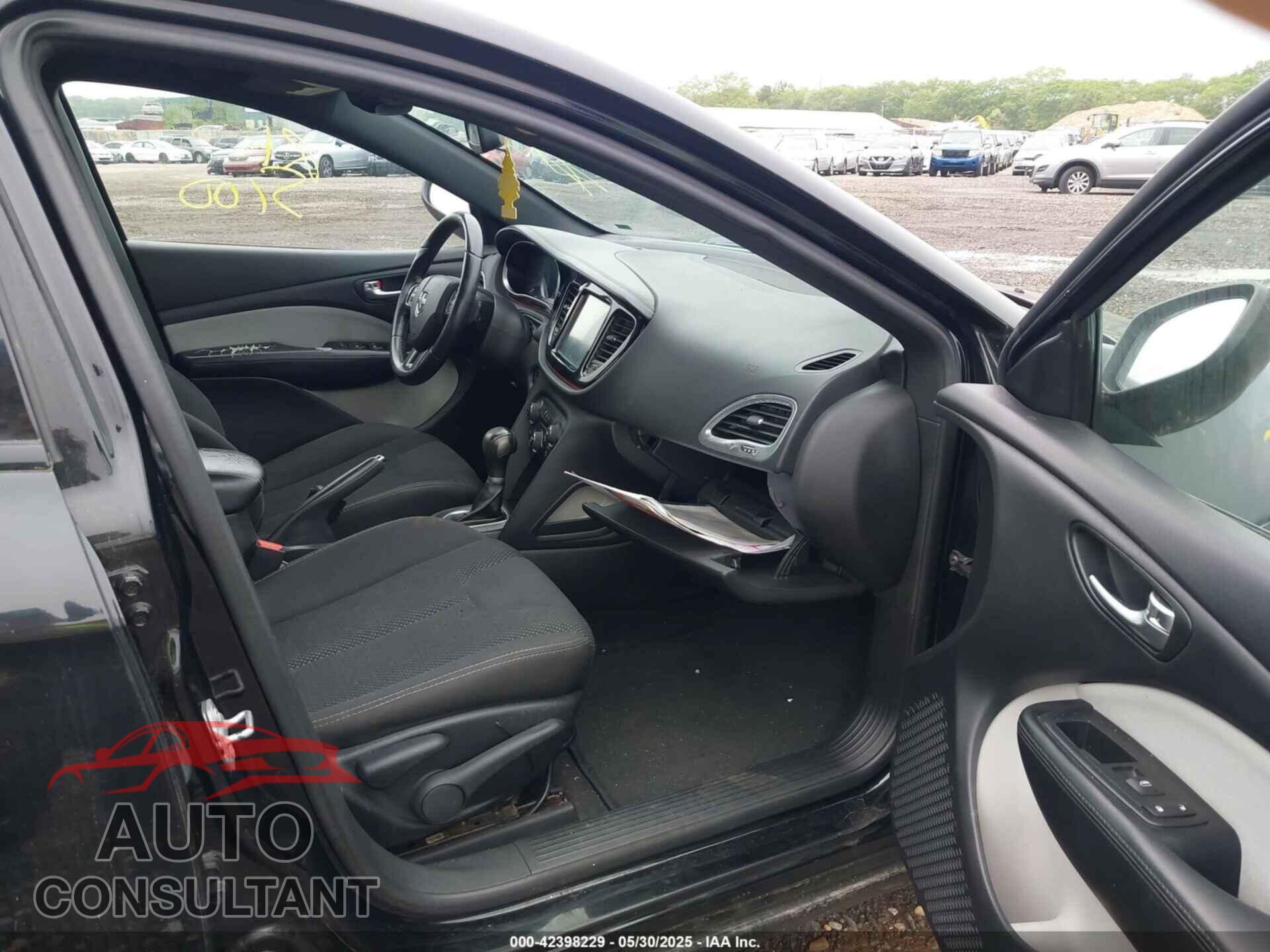 DODGE DART 2015 - 1C3CDFBB3FD111800