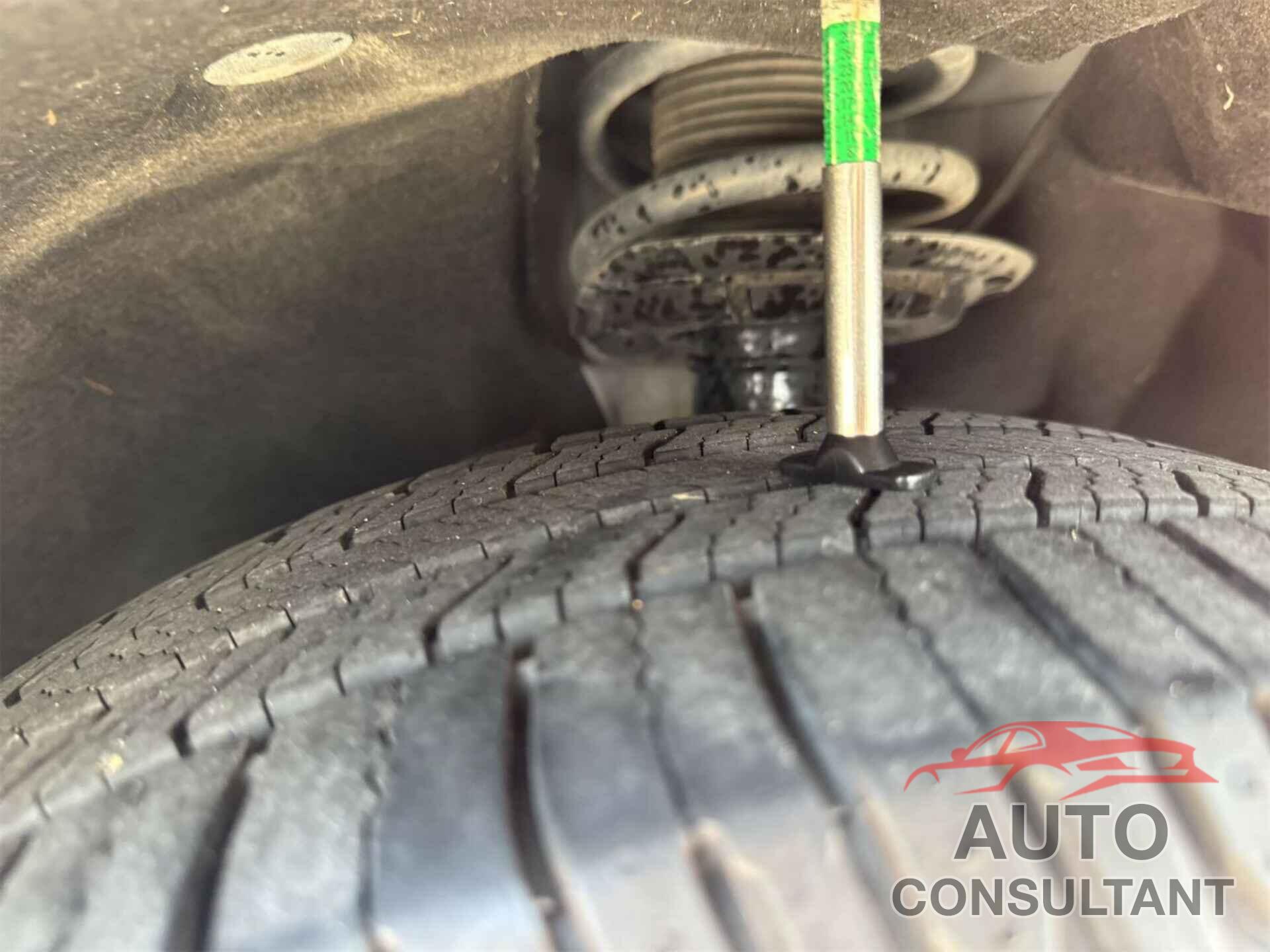 FORD ESCAPE 2021 - 1FMCU0G69MUB08526