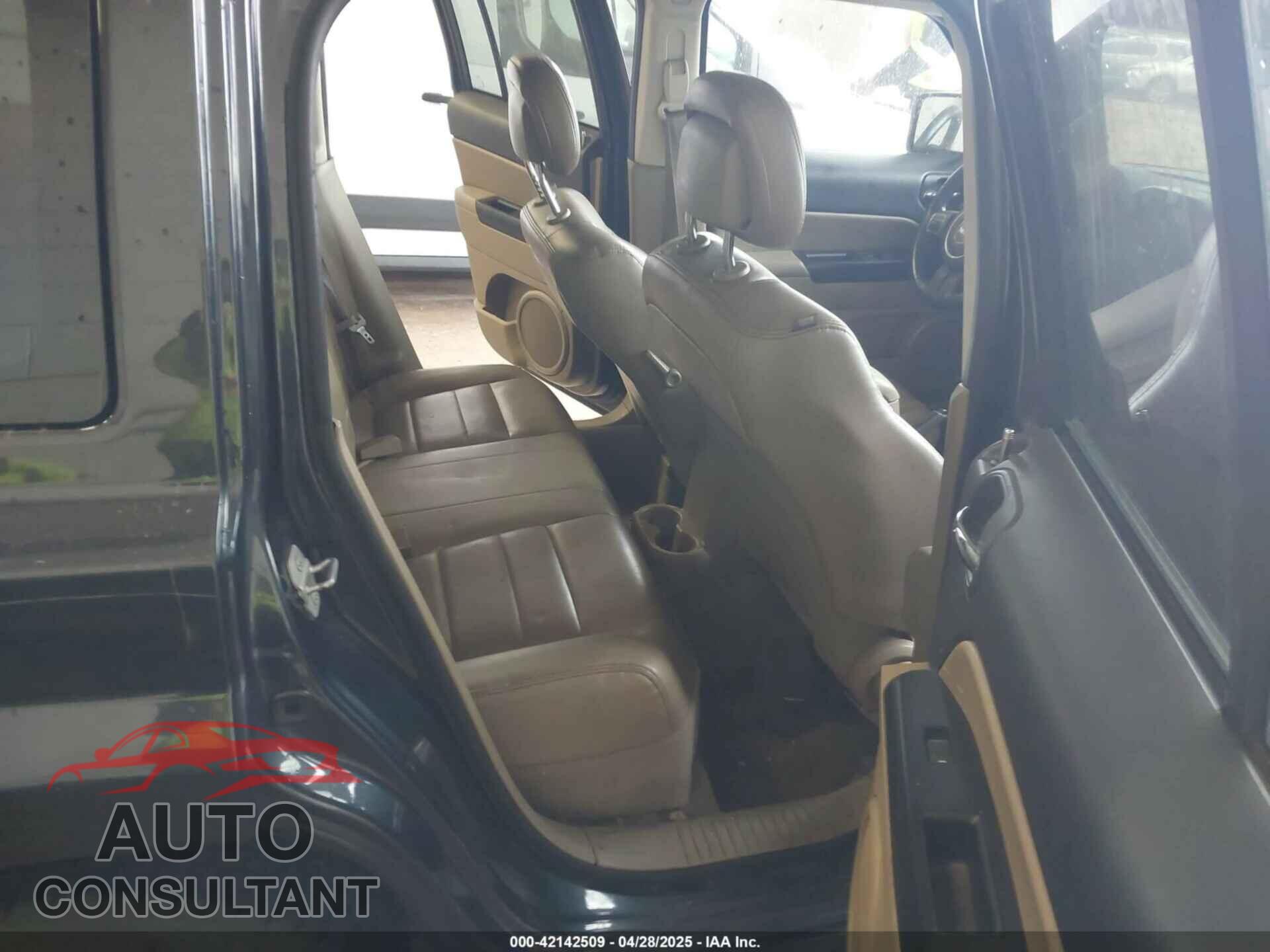 JEEP PATRIOT 2015 - 1C4NJPFA2FD106656