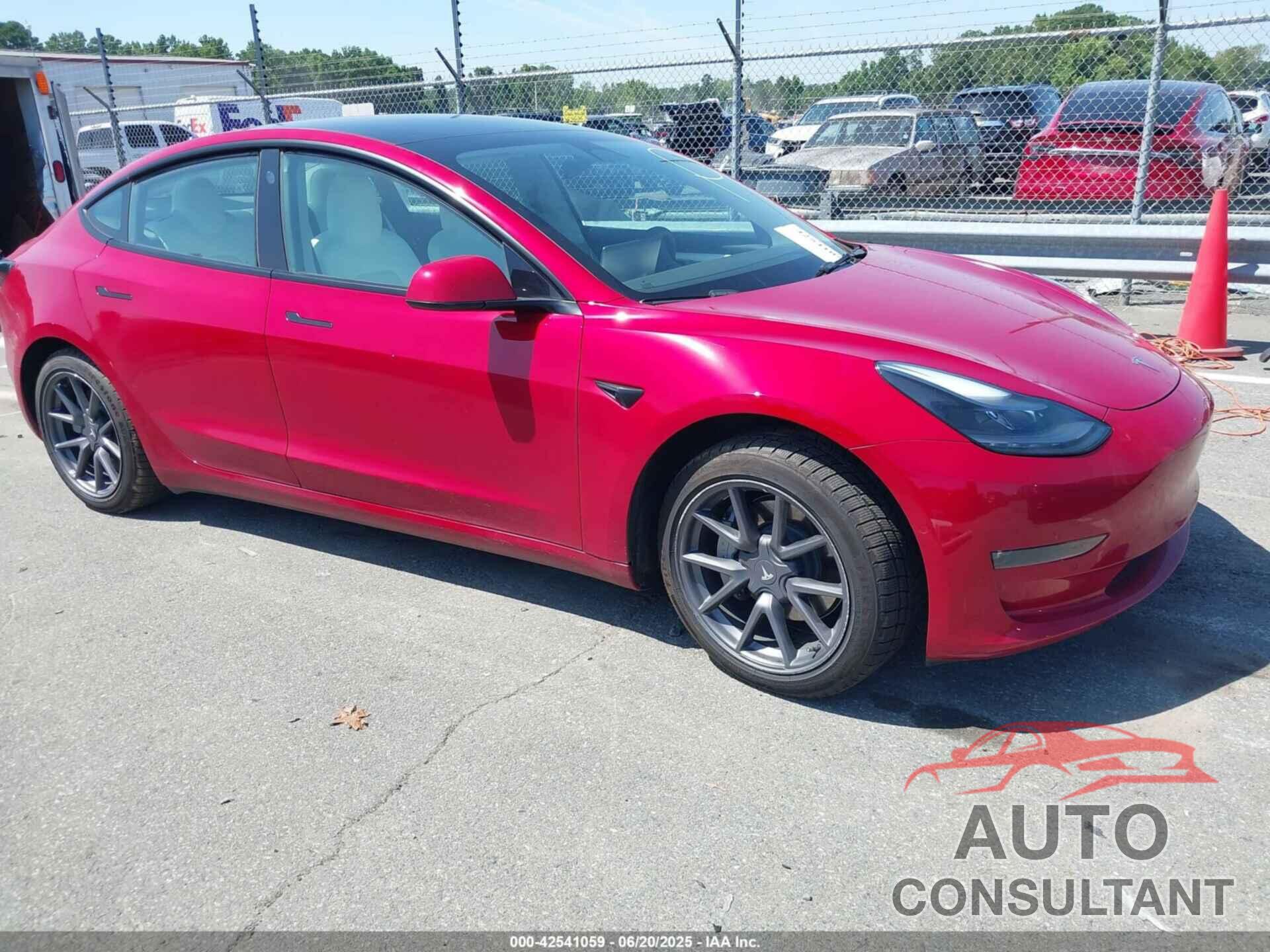 TESLA MODEL 3 2022 - 5YJ3E1EB8NF199712