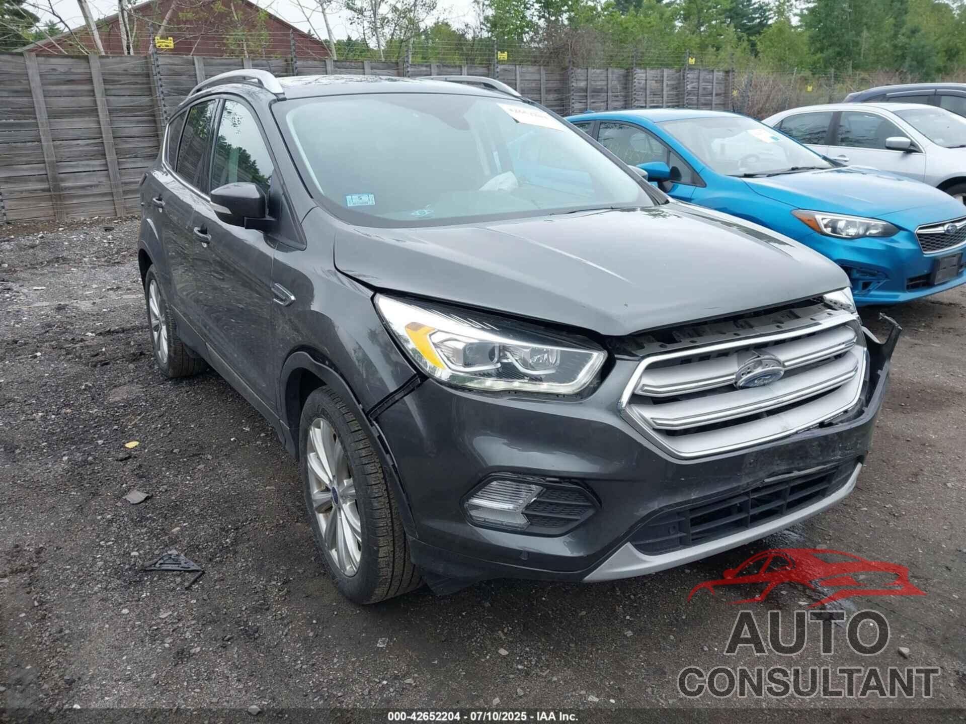 FORD ESCAPE 2018 - 1FMCU9J93JUB18374