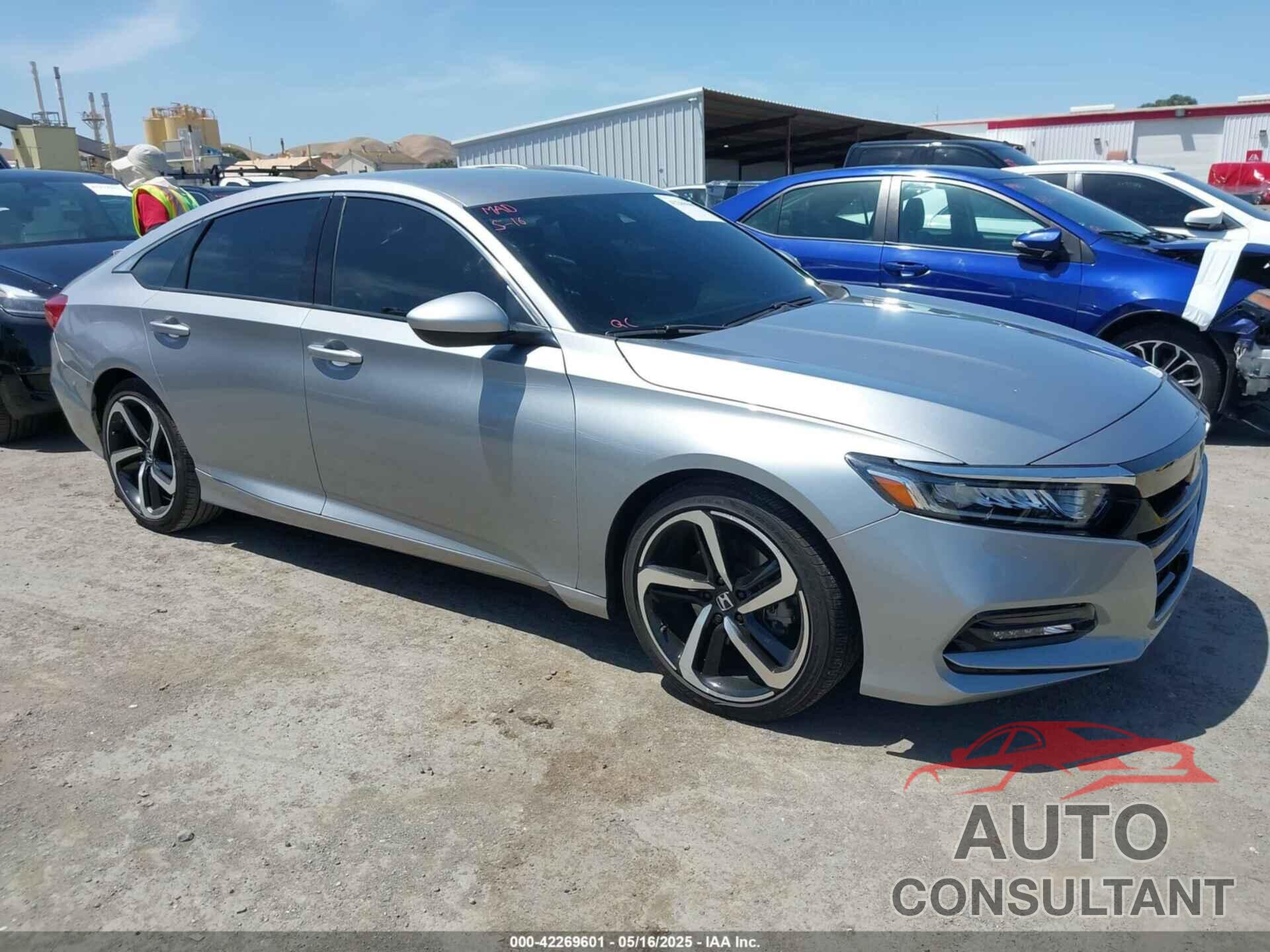 HONDA ACCORD 2018 - 1HGCV1F31JA175621