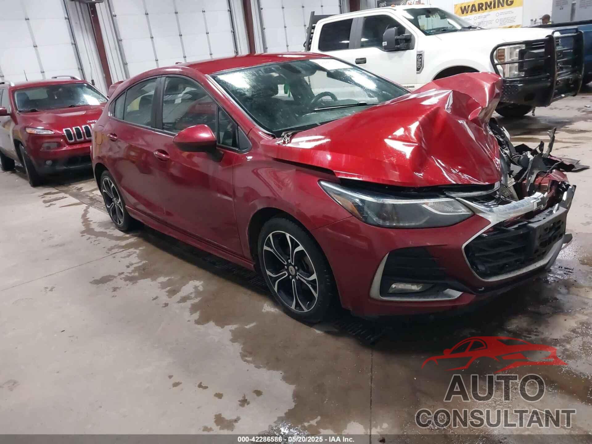 CHEVROLET CRUZE 2019 - 3G1BE6SM8KS570538
