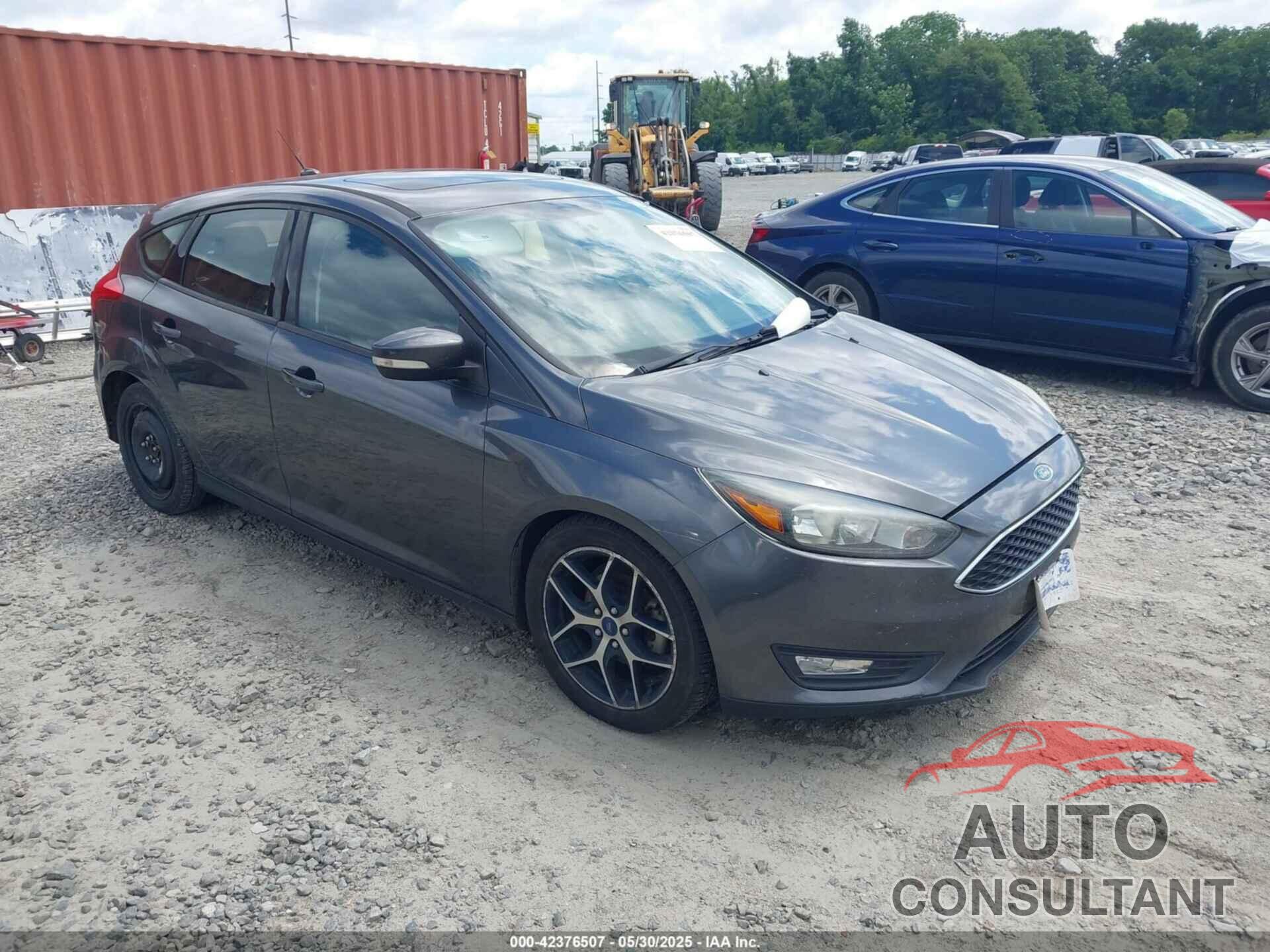 FORD FOCUS 2017 - 1FADP3M21HL264595