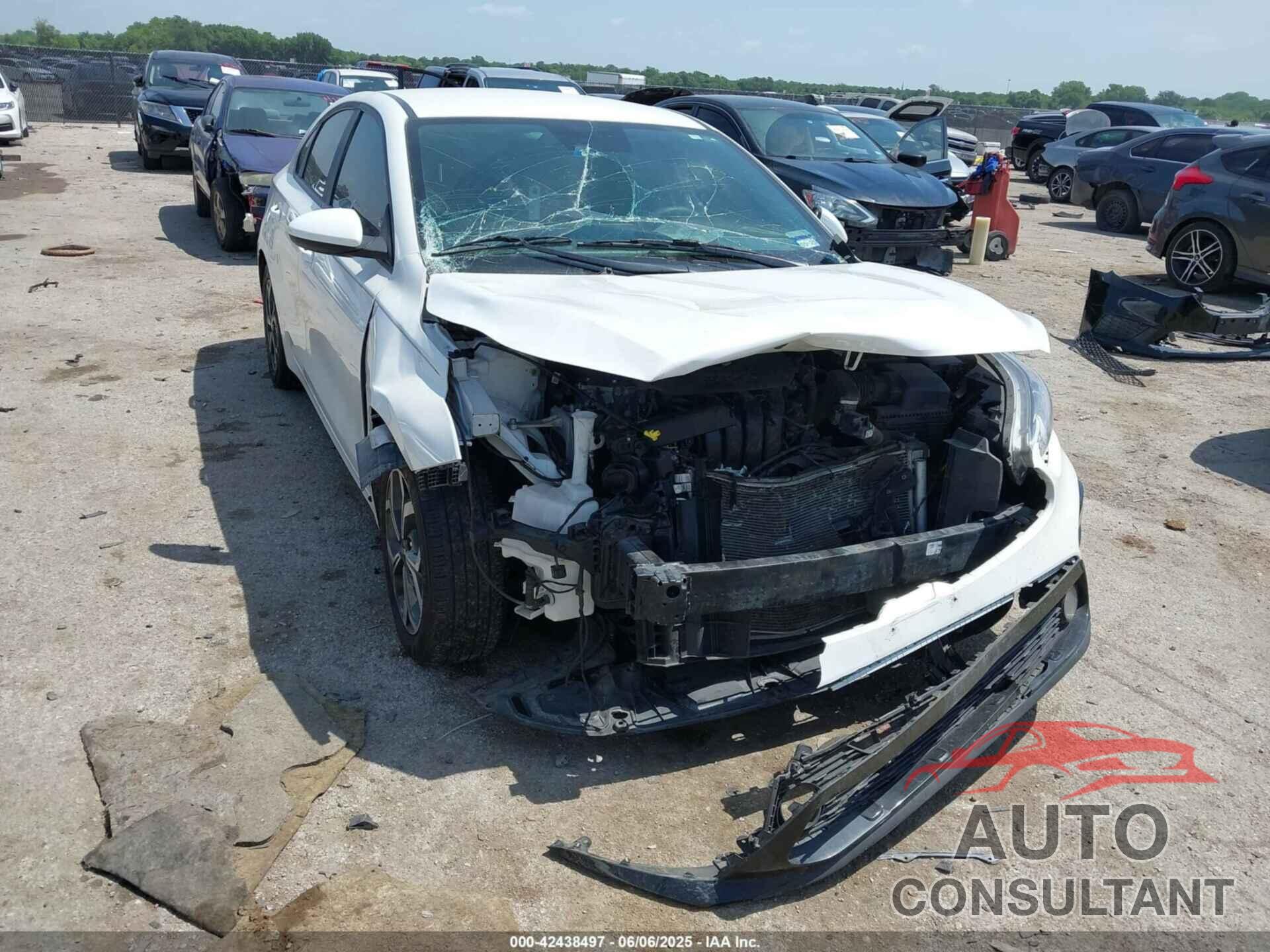 KIA FORTE 2021 - 3KPF24AD5ME297261