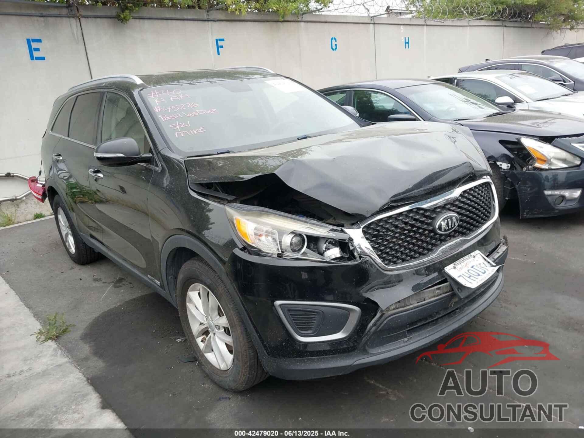 KIA SORENTO 2016 - 5XYPGDA57GG037286