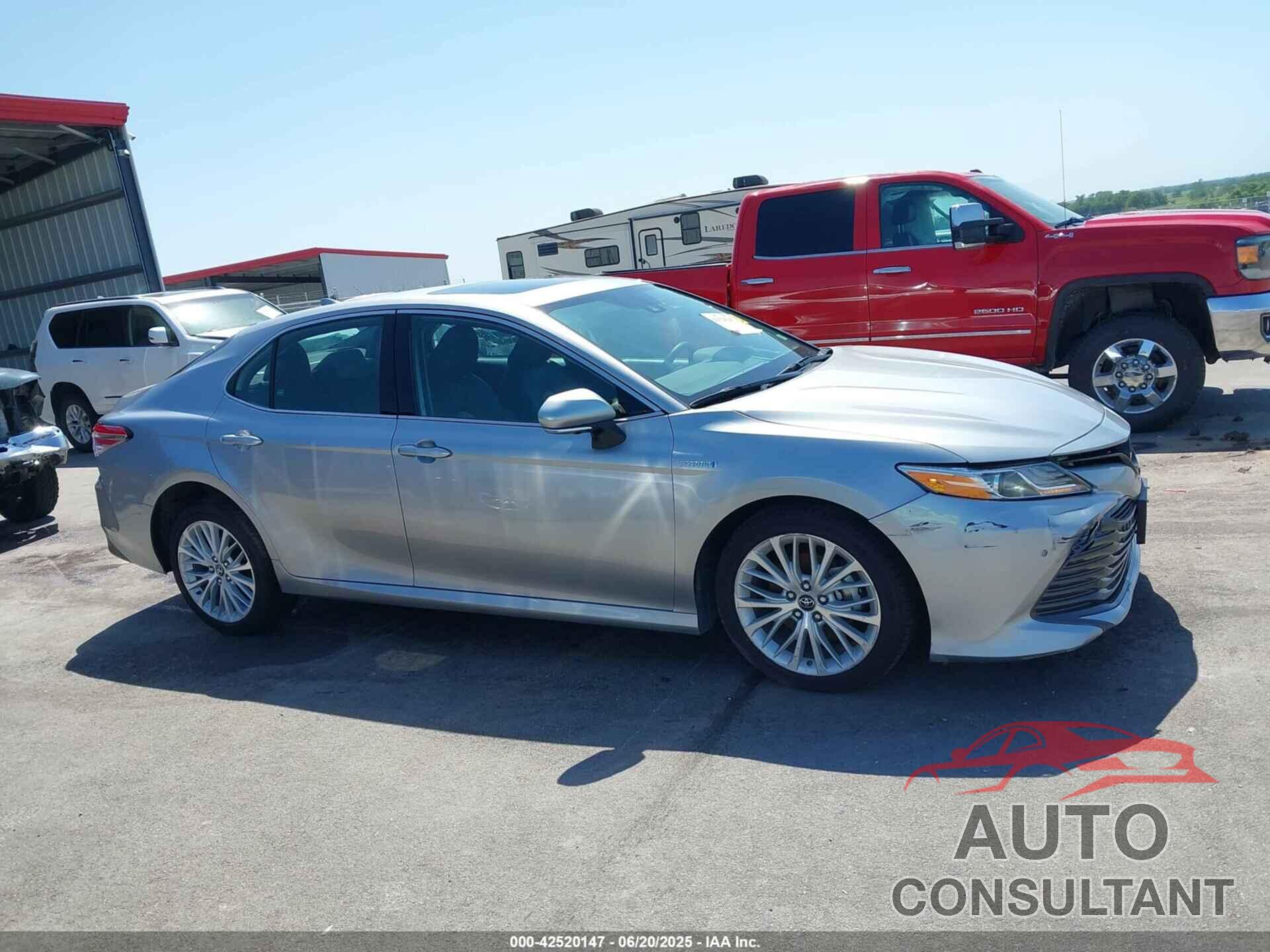 TOYOTA CAMRY 2019 - 4T1B21HK1KU515160