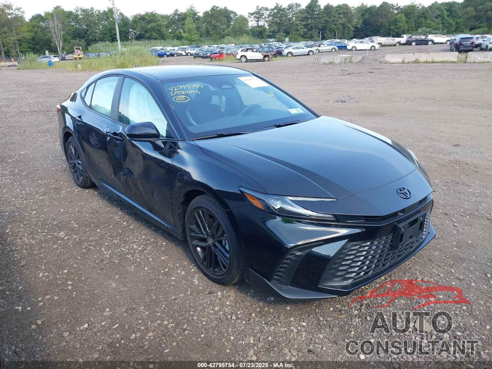 TOYOTA CAMRY 2025 - 4T1DAACK8SU160412