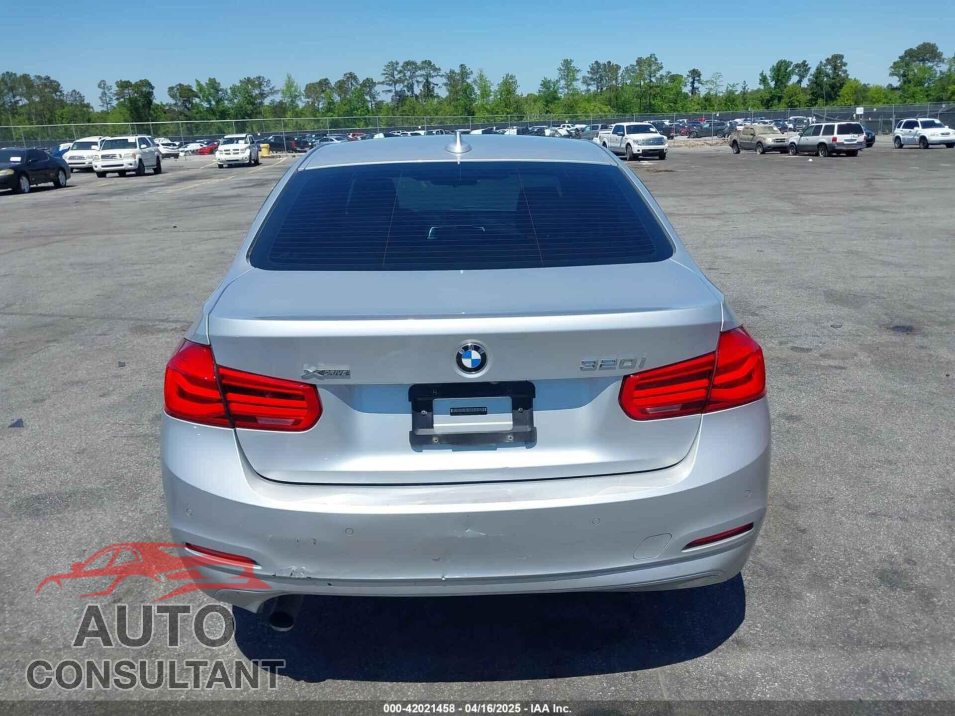 BMW 320I 2016 - WBA8E5G57GNT41733