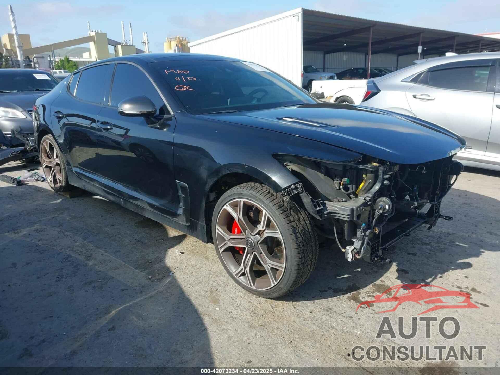 KIA STINGER 2018 - KNAE55LC0J6019833