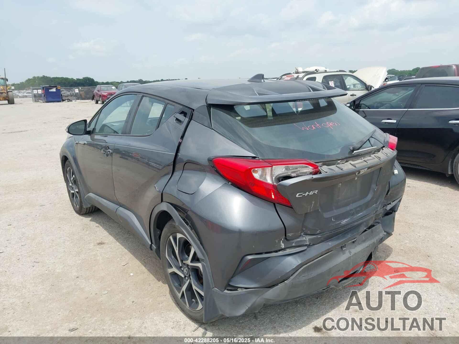 TOYOTA C-HR 2018 - NMTKHMBX5JR031048