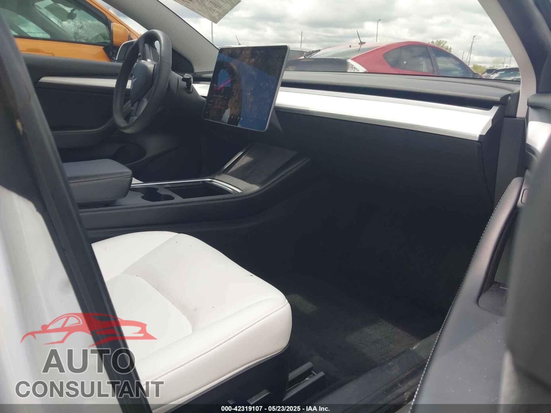TESLA MODEL 3 2021 - 5YJ3E1EA3MF060027