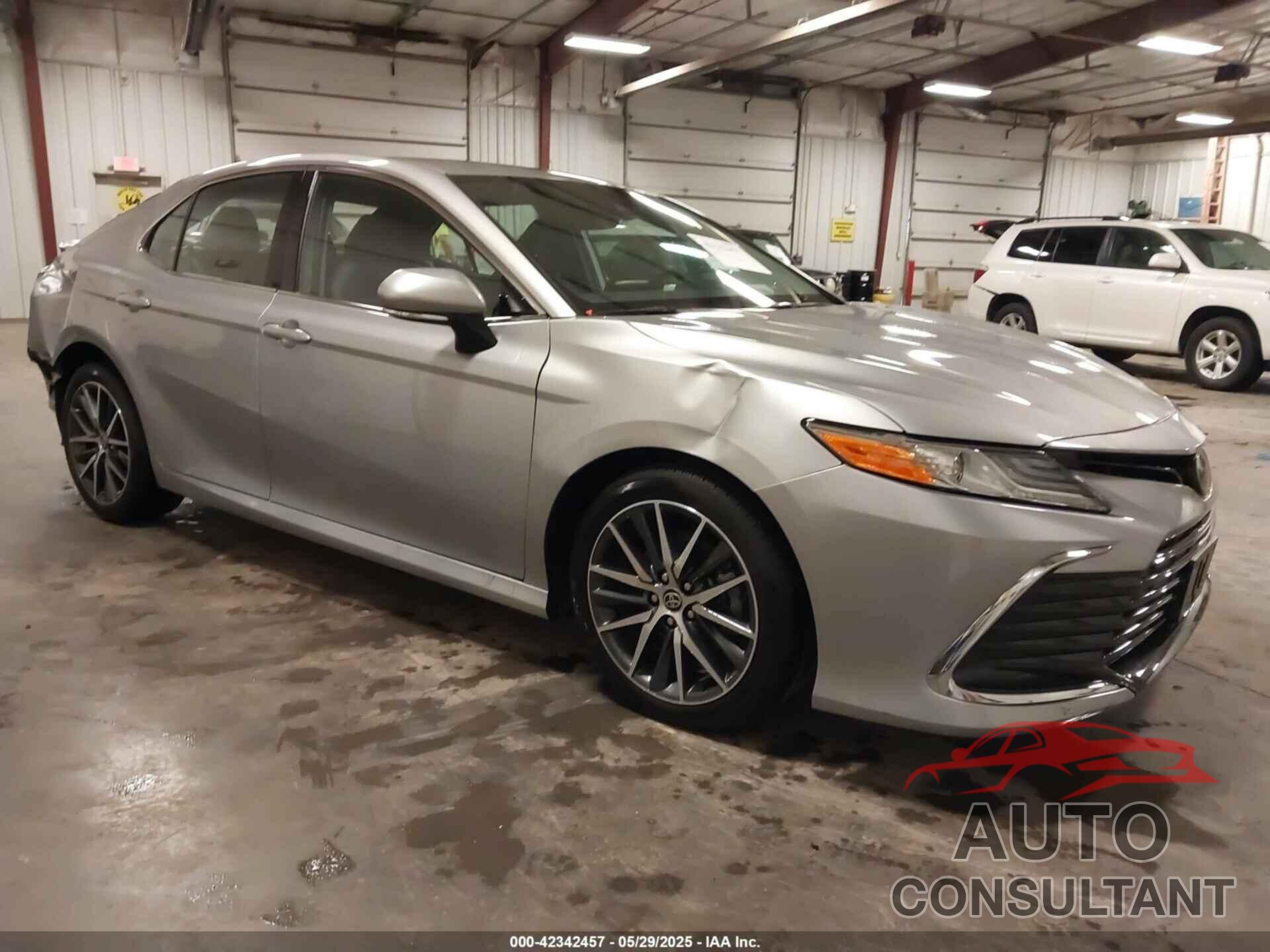 TOYOTA CAMRY 2023 - 4T1F11BKXPU087724