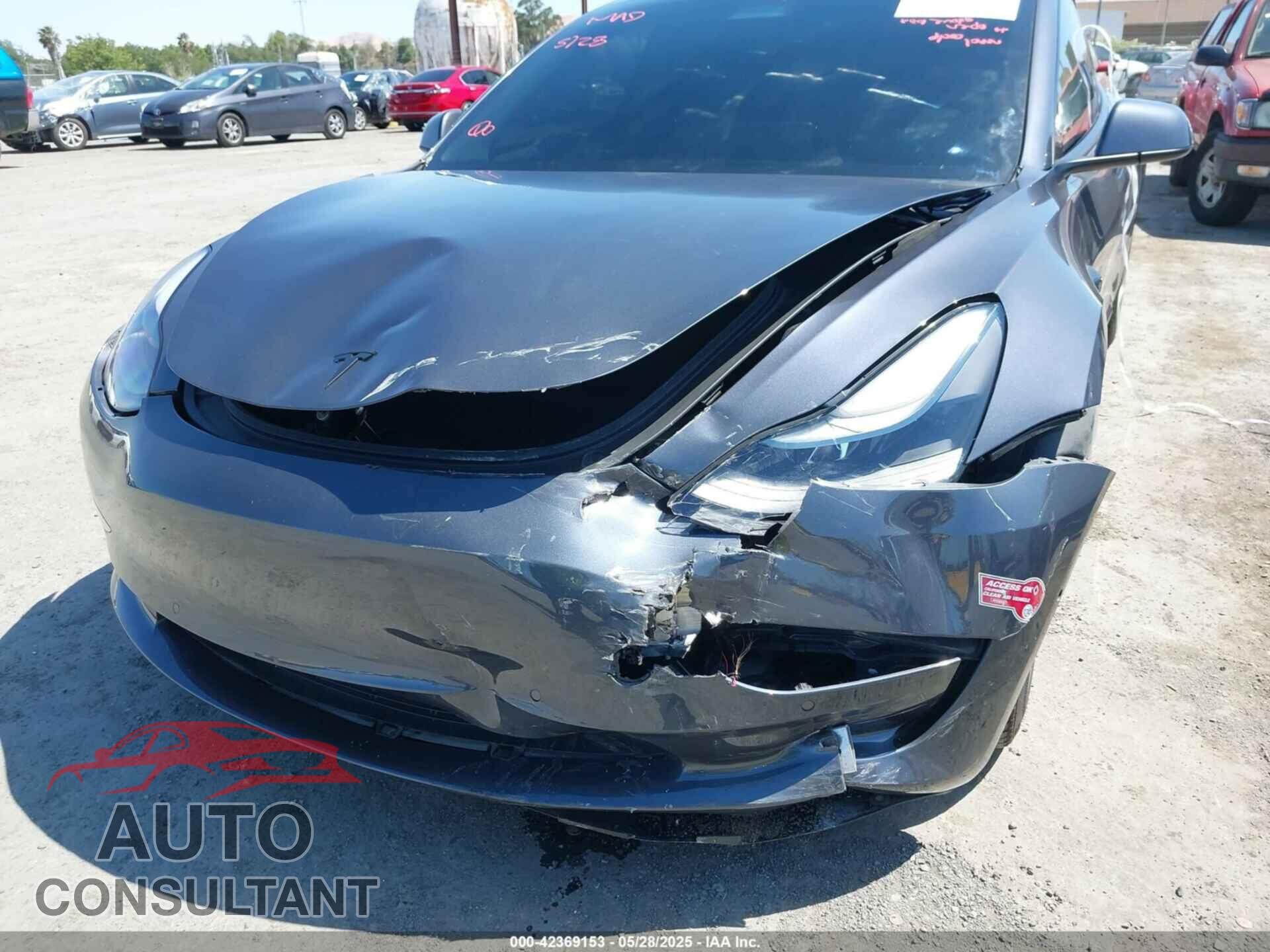 TESLA MODEL 3 2022 - 5YJ3E1EA2NF331709