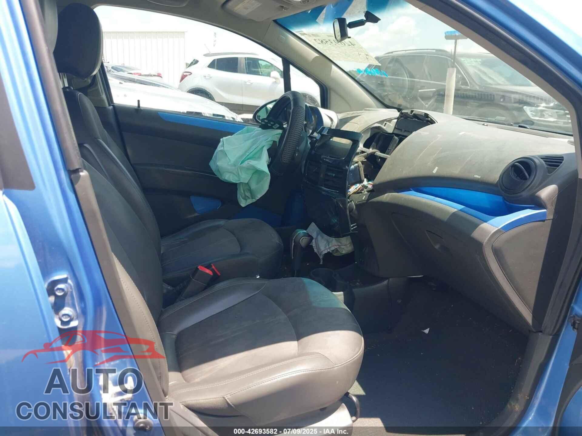 CHEVROLET SPARK 2015 - KL8CD6S97FC731539