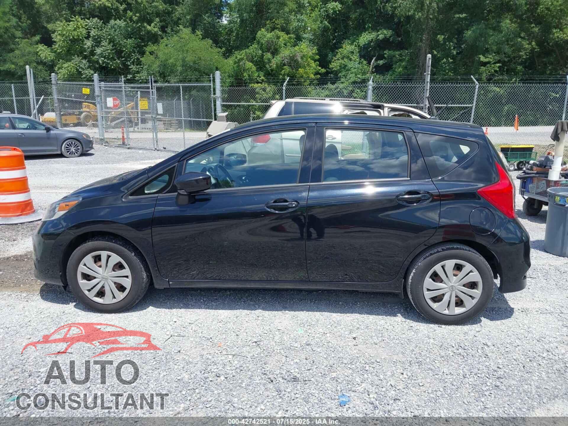 NISSAN VERSA NOTE 2018 - 3N1CE2CP0JL370262