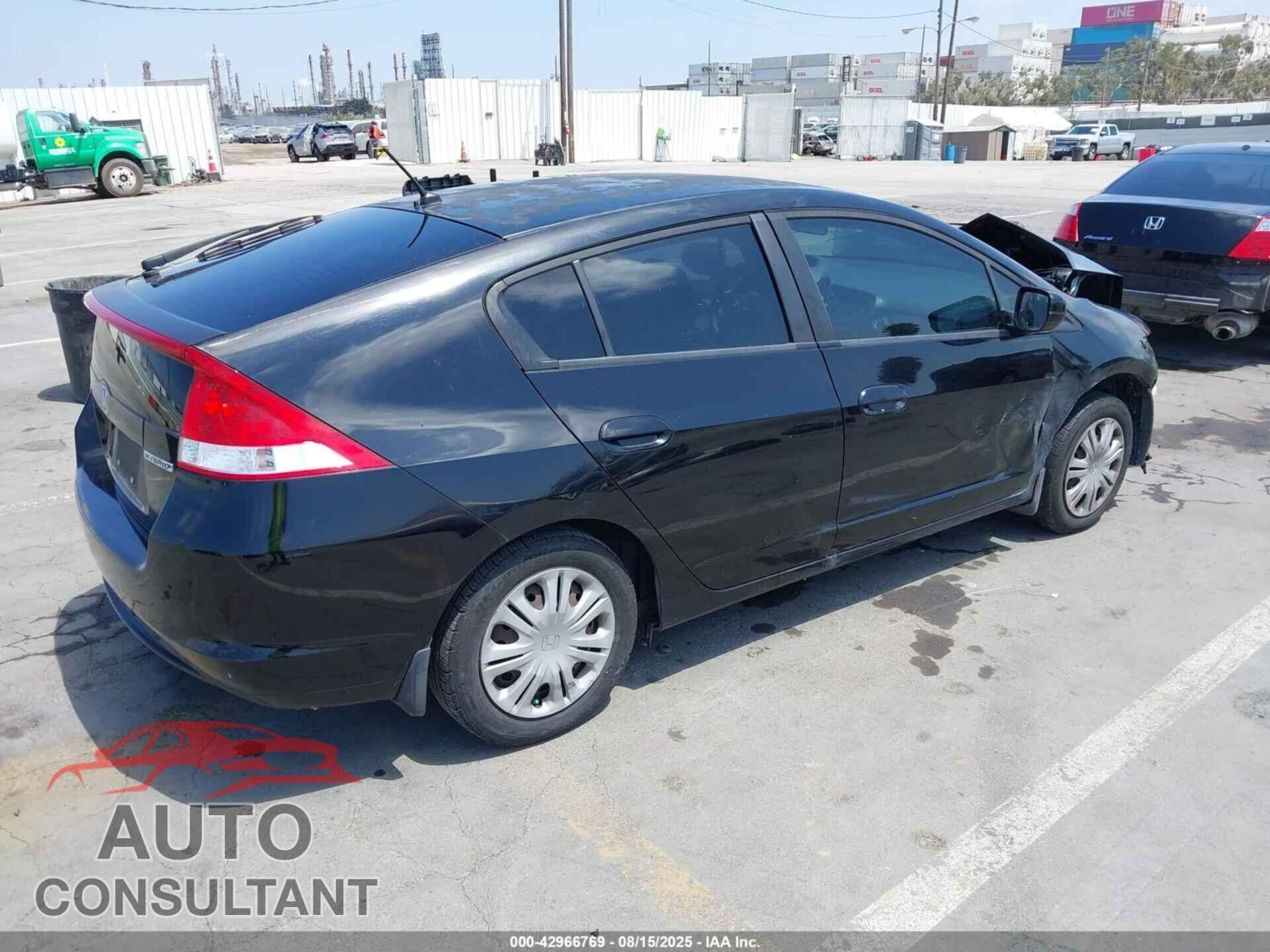 HONDA INSIGHT 2011 - JHMZE2H50BS008562