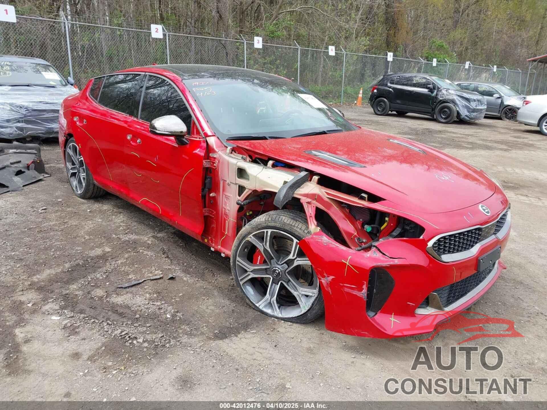 KIA STINGER 2018 - KNAE55LCXJ6012100
