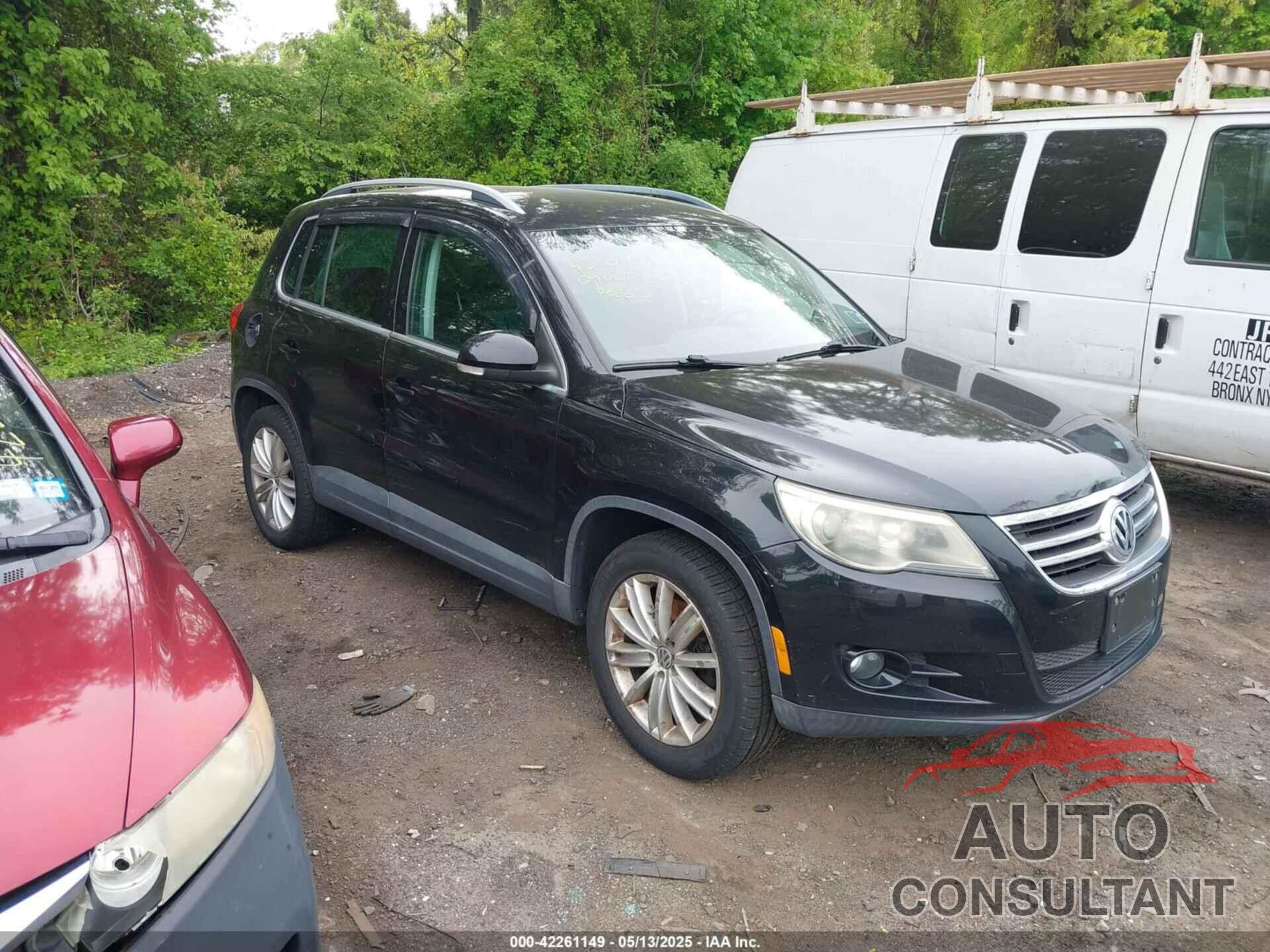 VOLKSWAGEN TIGUAN 2009 - WVGBV75NX9W528173