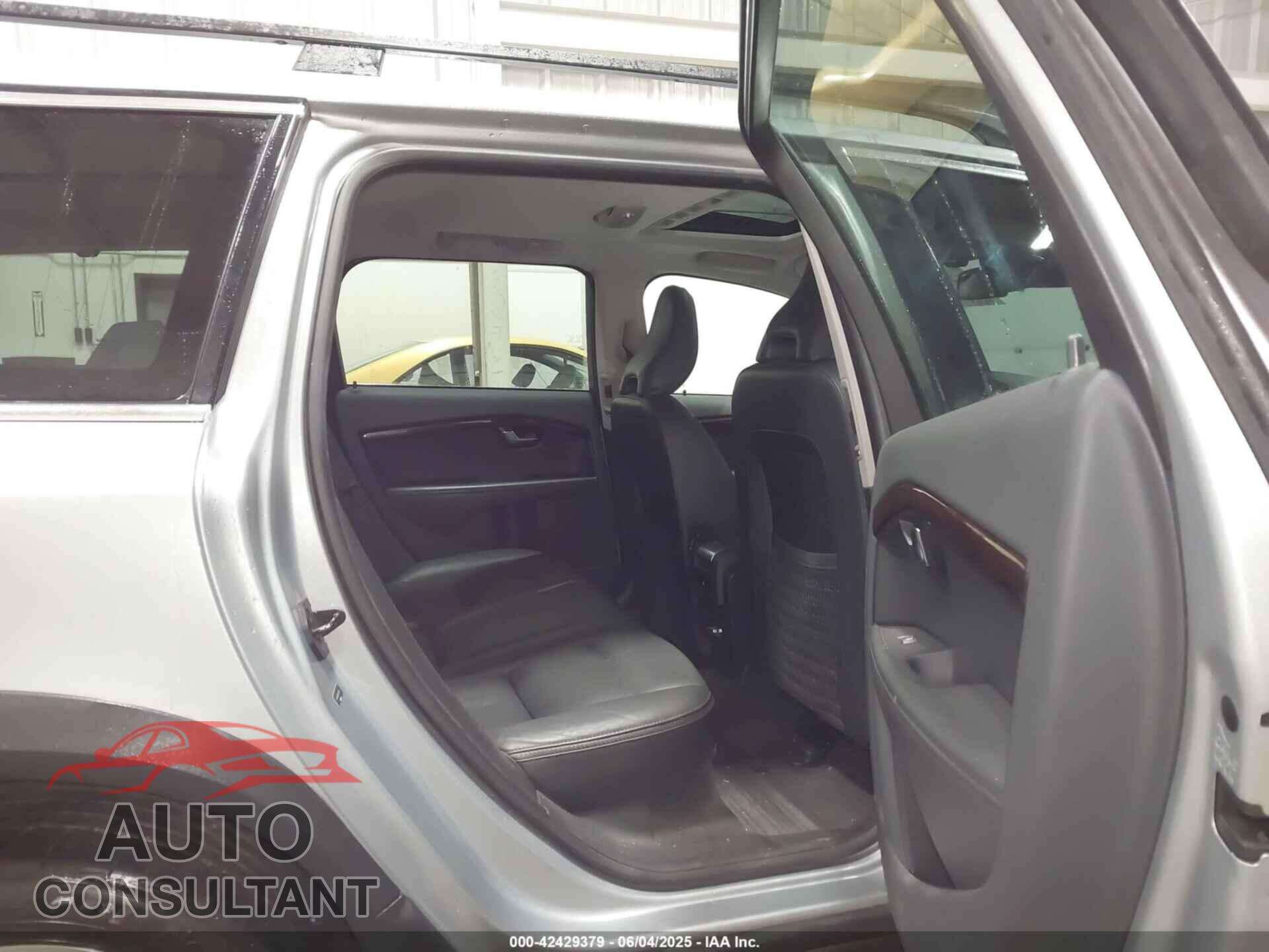 VOLVO XC70 2013 - YV4902BZ6D1155194