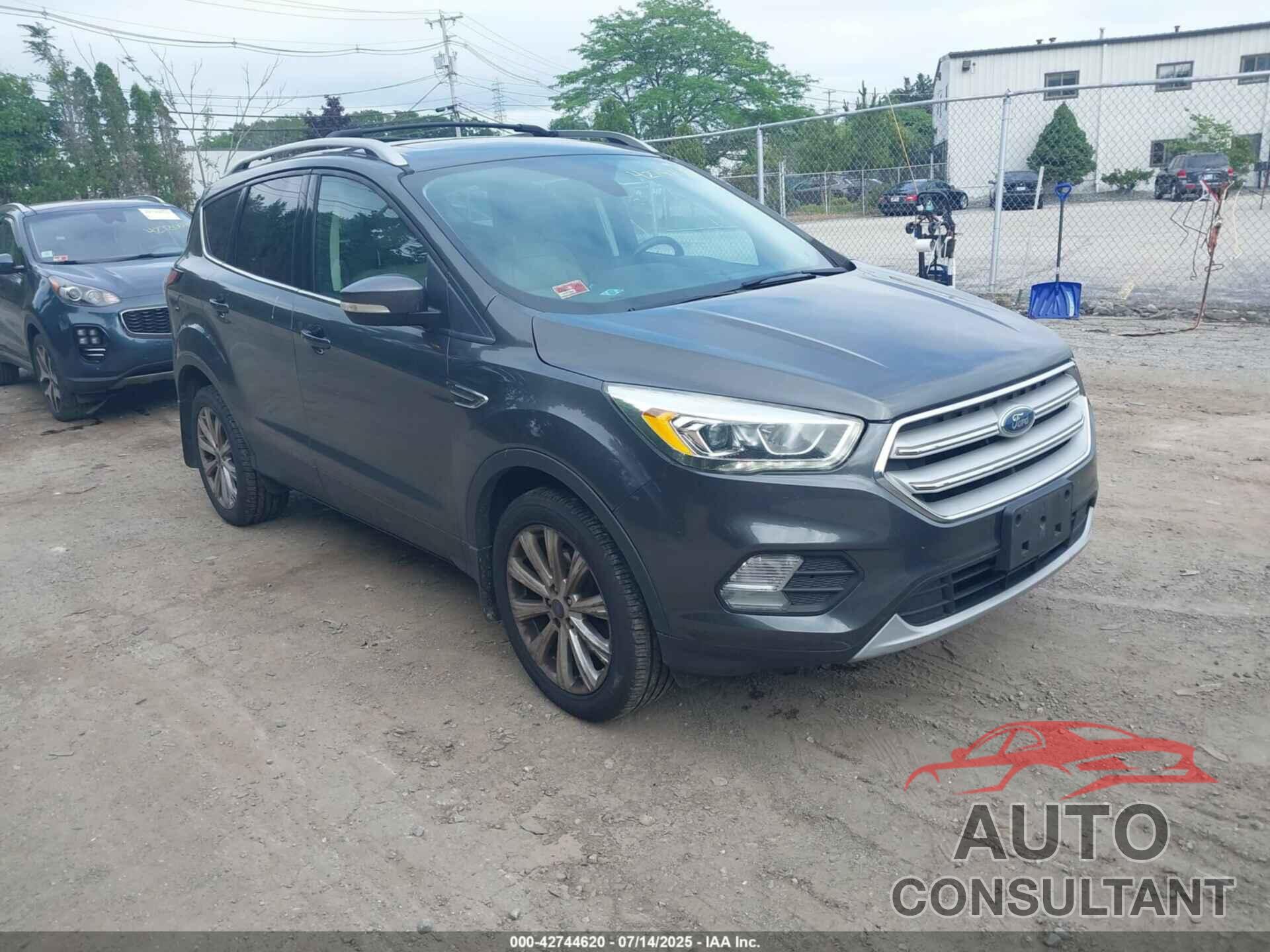 FORD ESCAPE 2017 - 1FMCU9JD9HUE61091