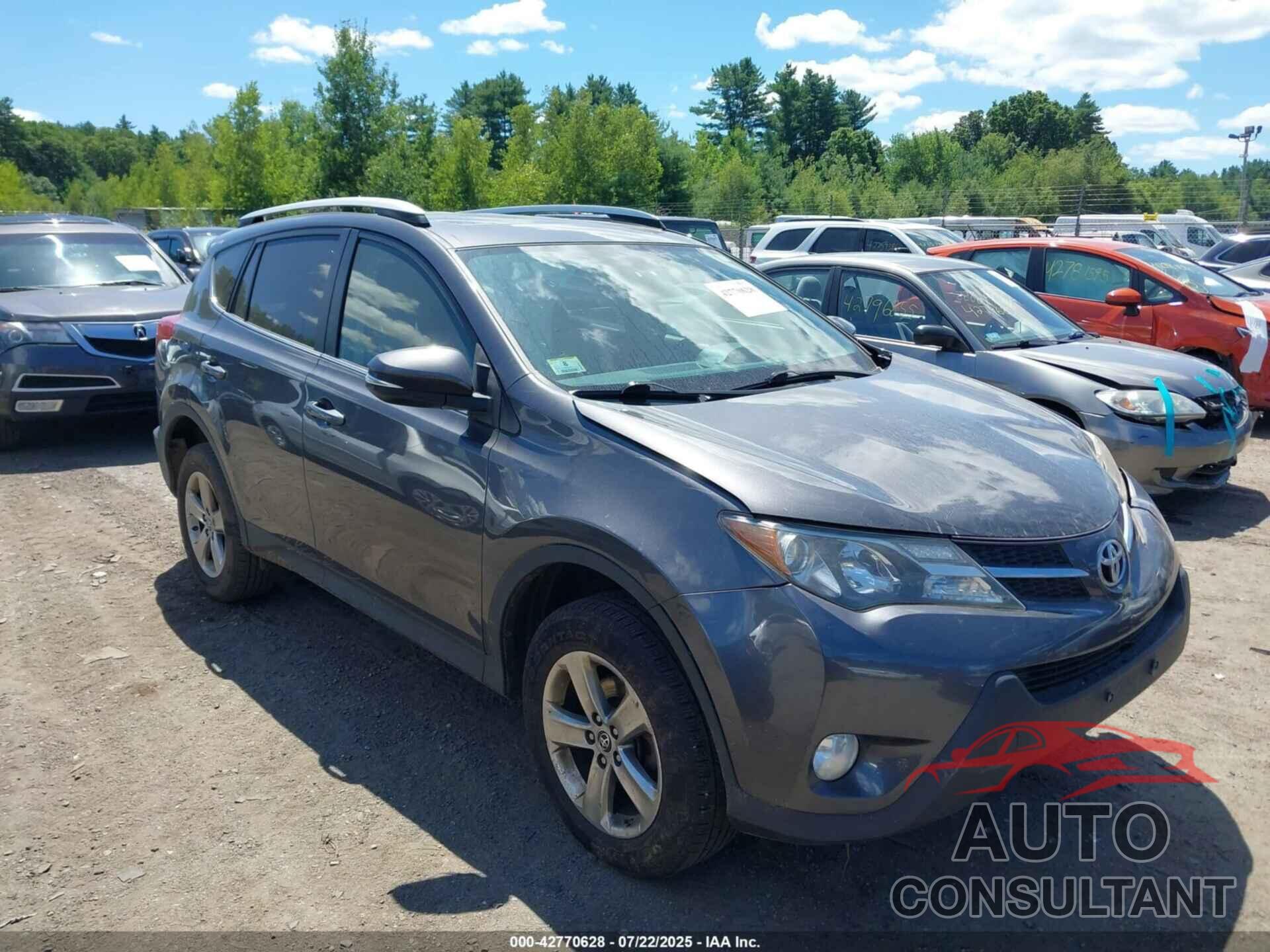 TOYOTA RAV4 2015 - JTMRFREV9FJ039204