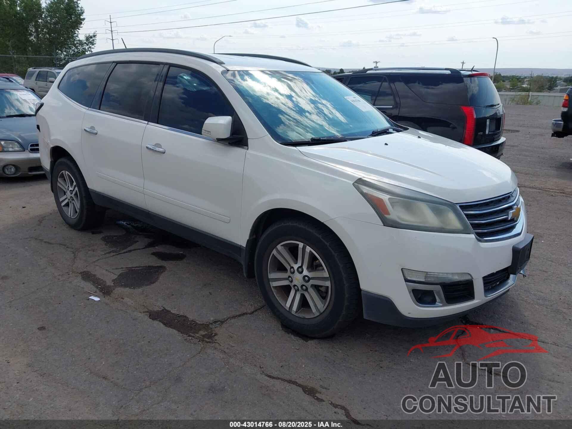CHEVROLET TRAVERSE 2015 - 1GNKVHKDXFJ101825