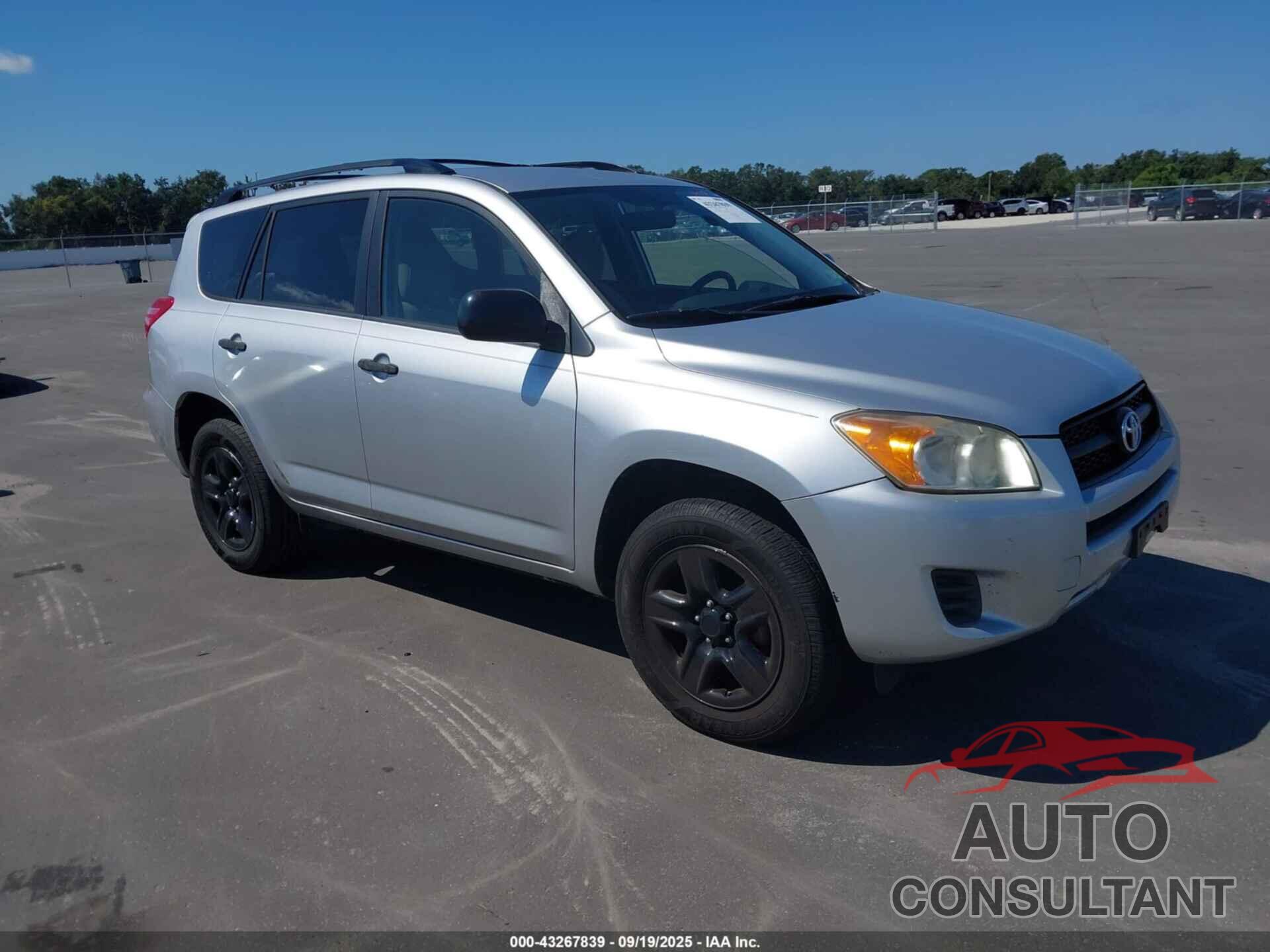 TOYOTA RAV4 2012 - JTMZF4DV7C5044927