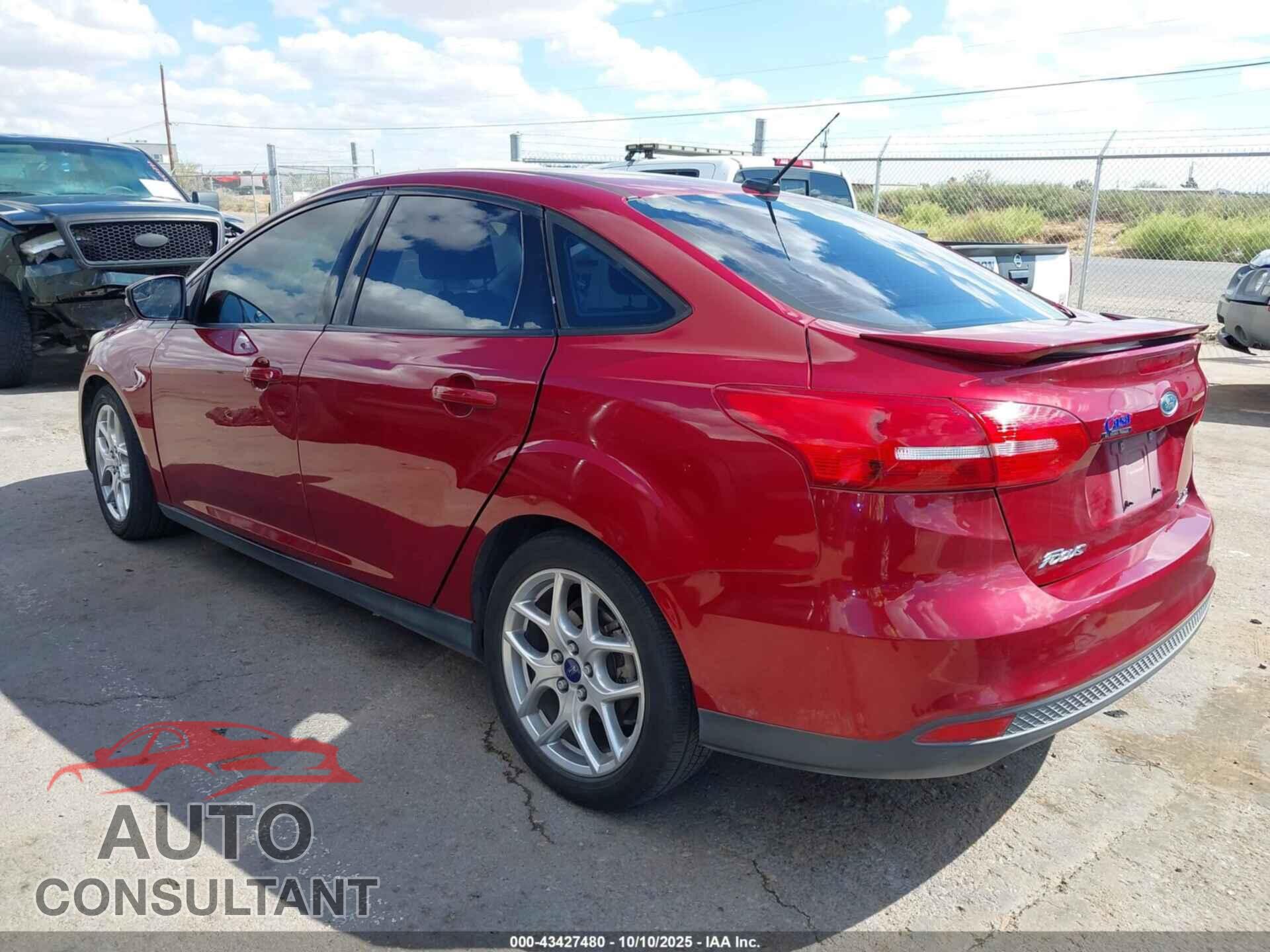 FORD FOCUS 2015 - 1FADP3F22FL287216