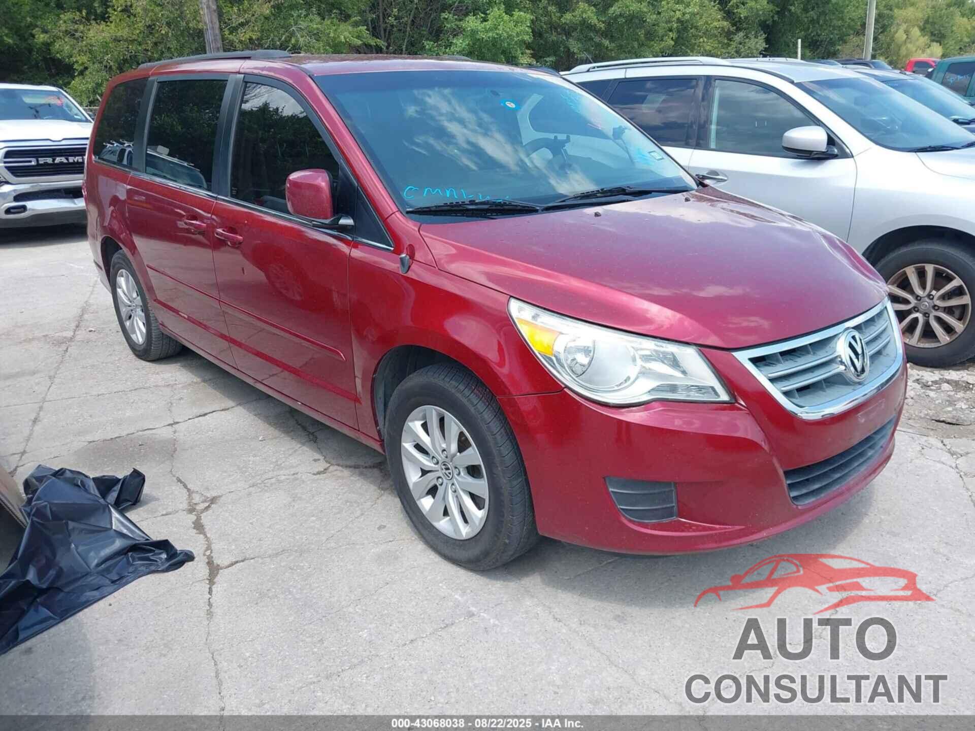 VOLKSWAGEN ROUTAN 2012 - 2C4RVABG5CR355085