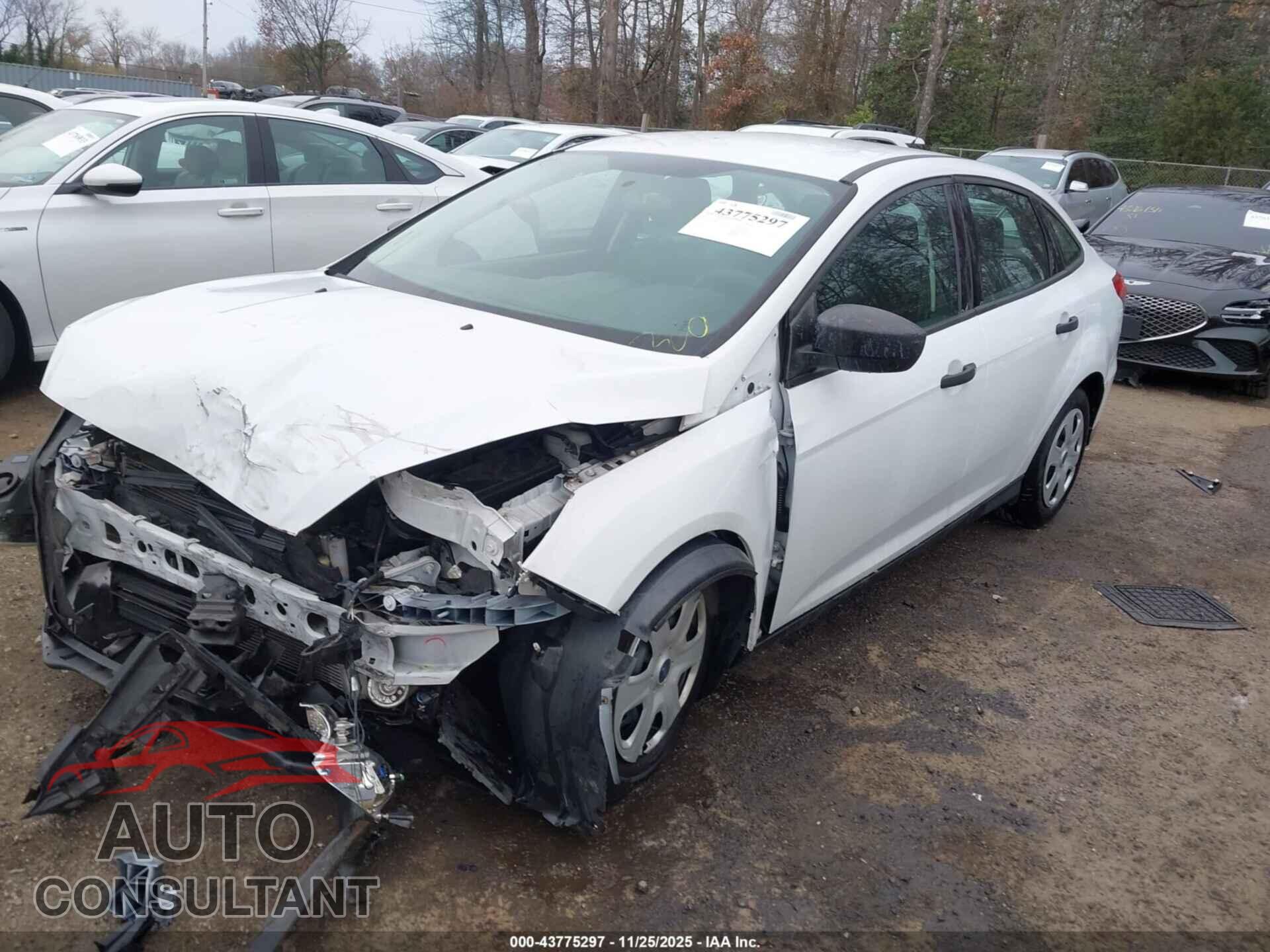 FORD FOCUS 2015 - 1FADP3E28FL273676