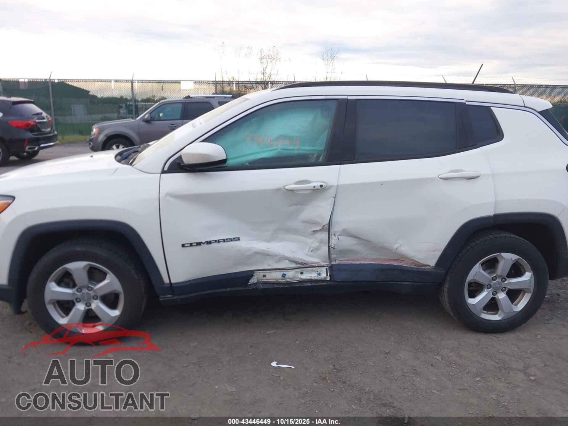 JEEP COMPASS 2018 - 3C4NJCBB5JT235467