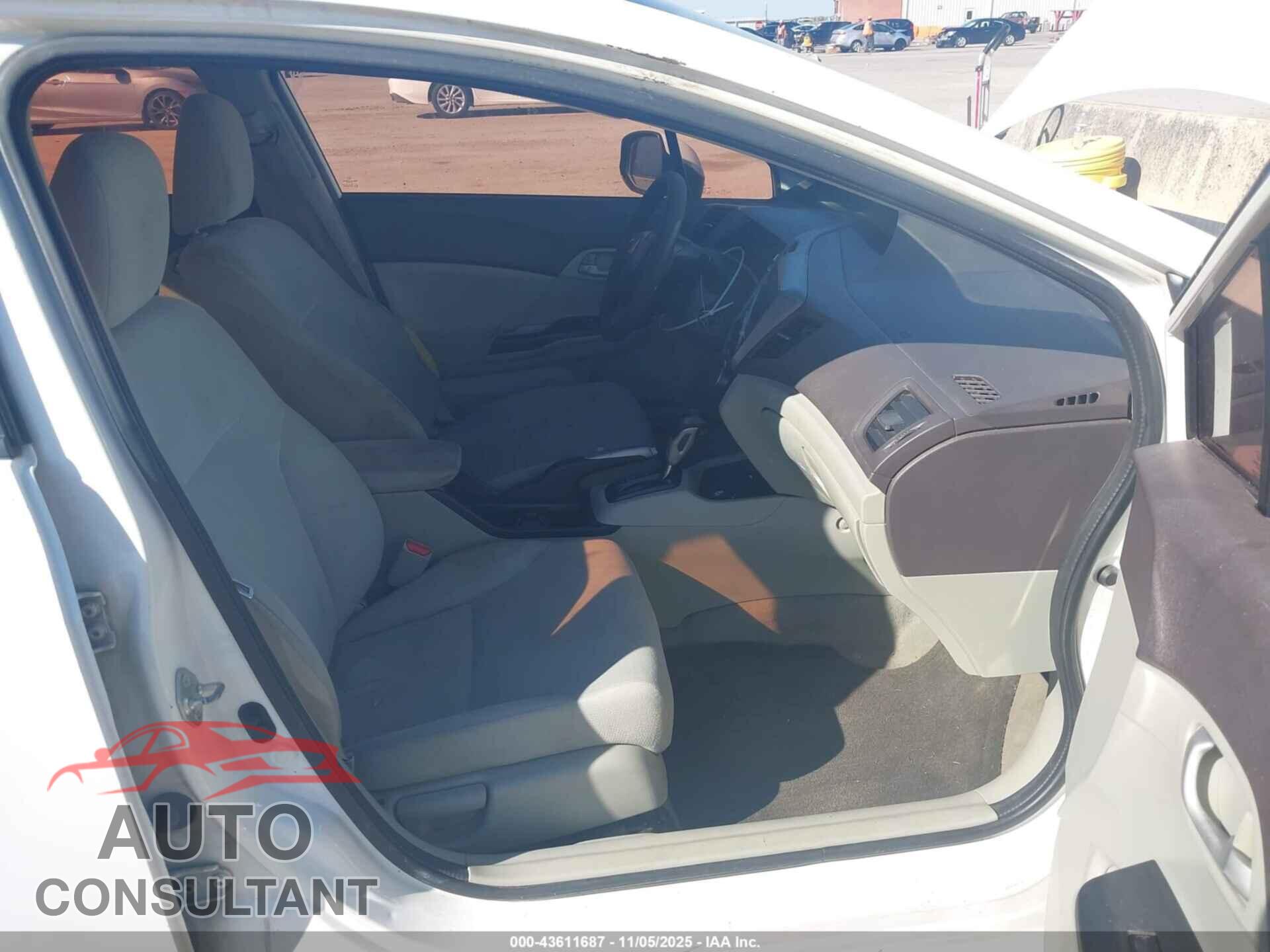 HONDA CIVIC 2012 - 2HGFB2F58C8563365