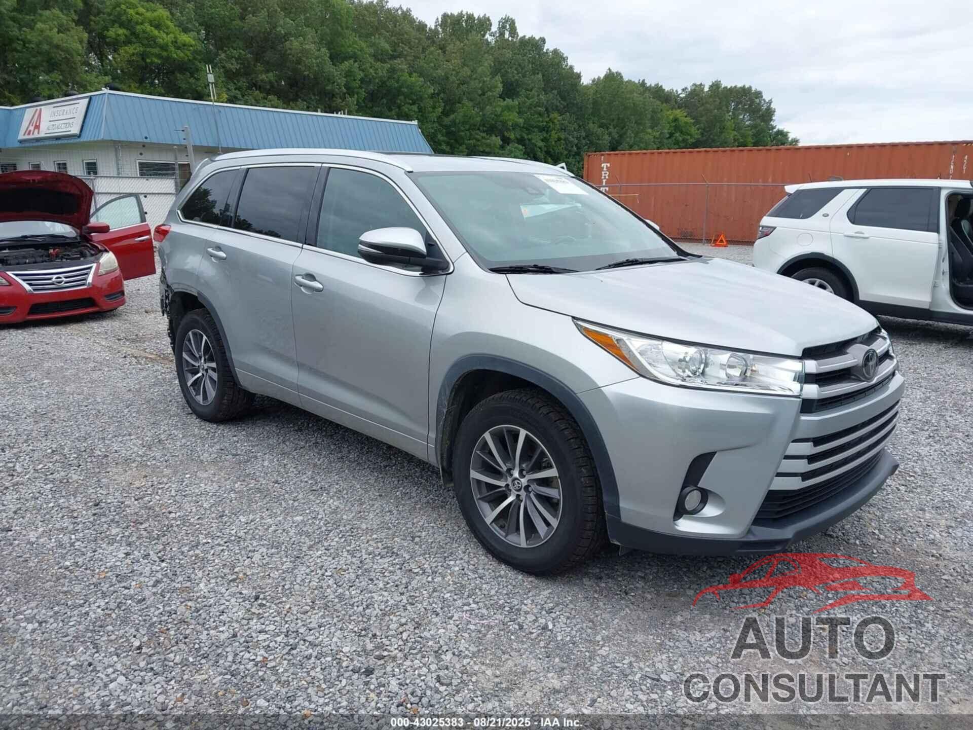 TOYOTA HIGHLANDER 2017 - 5TDJZRFH8HS410467