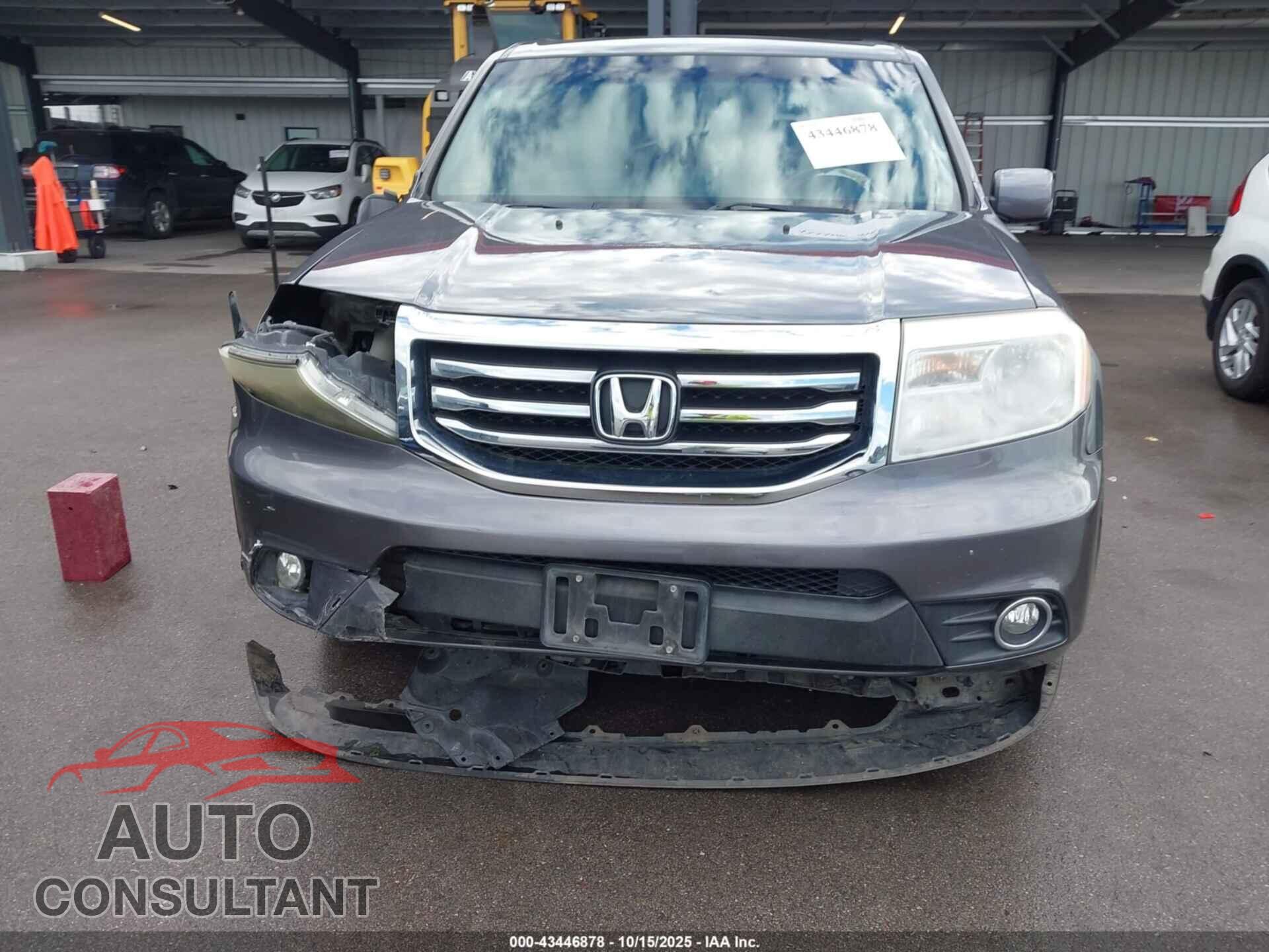 HONDA PILOT 2014 - 5FNYF4H51EB044915