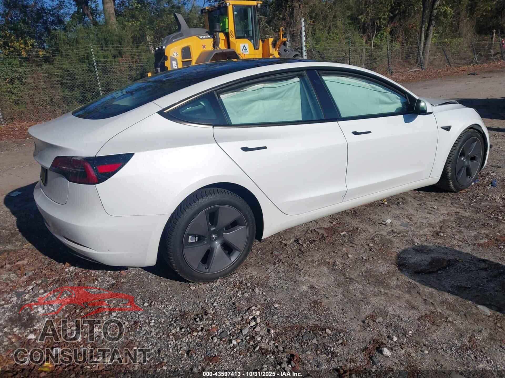 TESLA MODEL 3 2023 - 5YJ3E1EA0PF644986