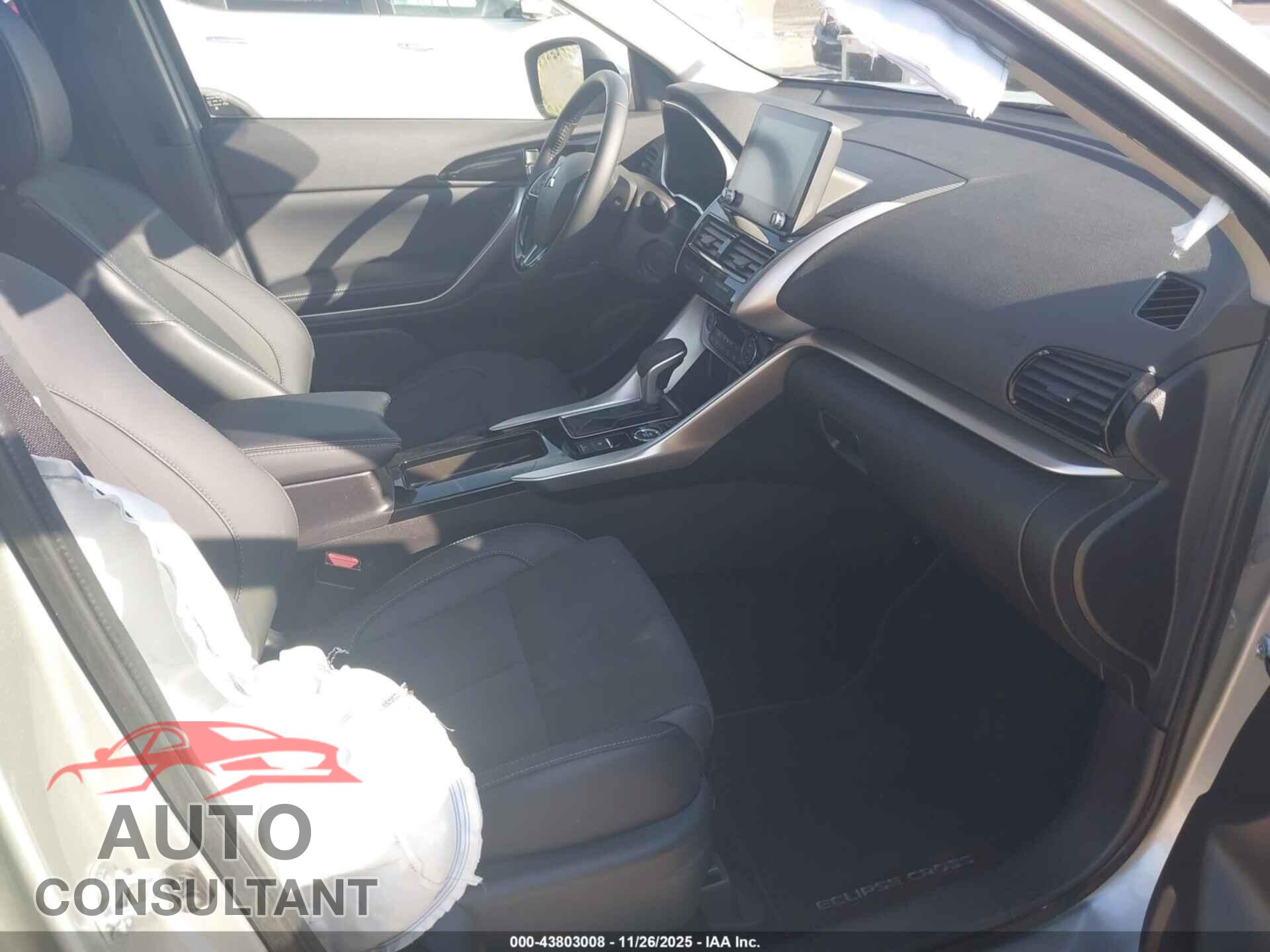 MITSUBISHI ECLIPSE CROSS 2025 - JA4ATWAA5SZ047202