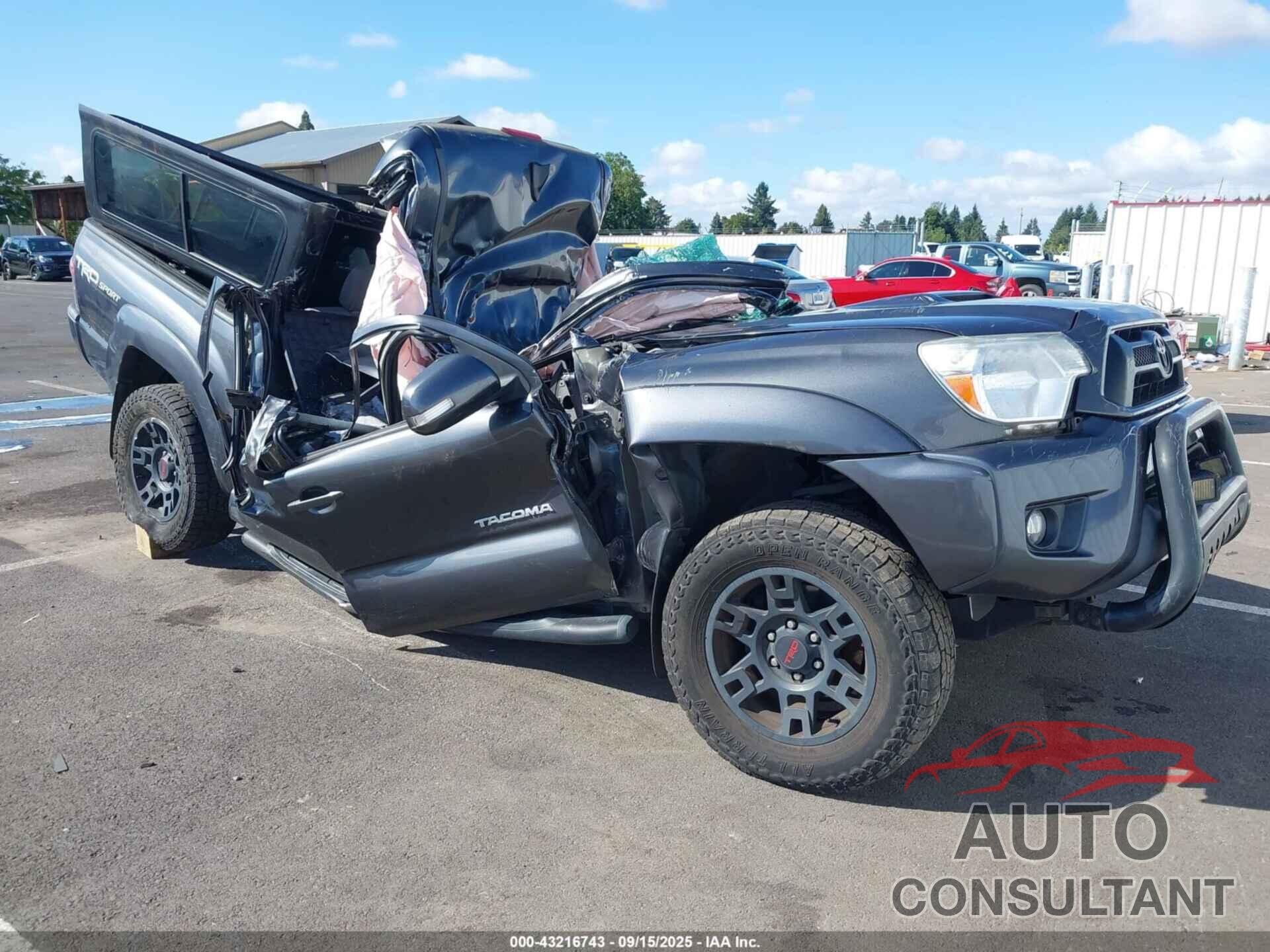 TOYOTA TACOMA 2015 - 3TMLU4EN7FM199812