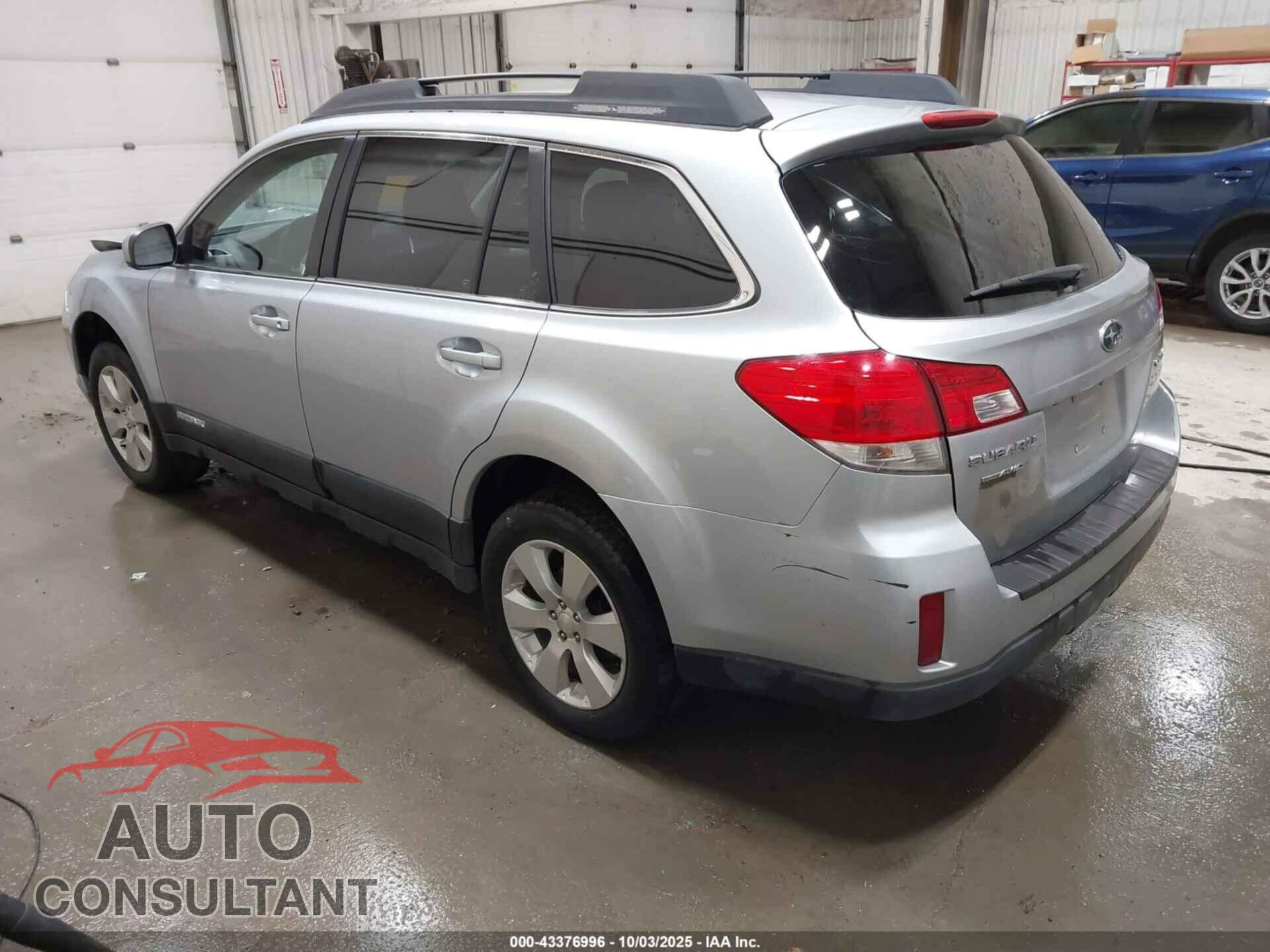 SUBARU OUTBACK 2012 - 4S4BRBGC8C3275687