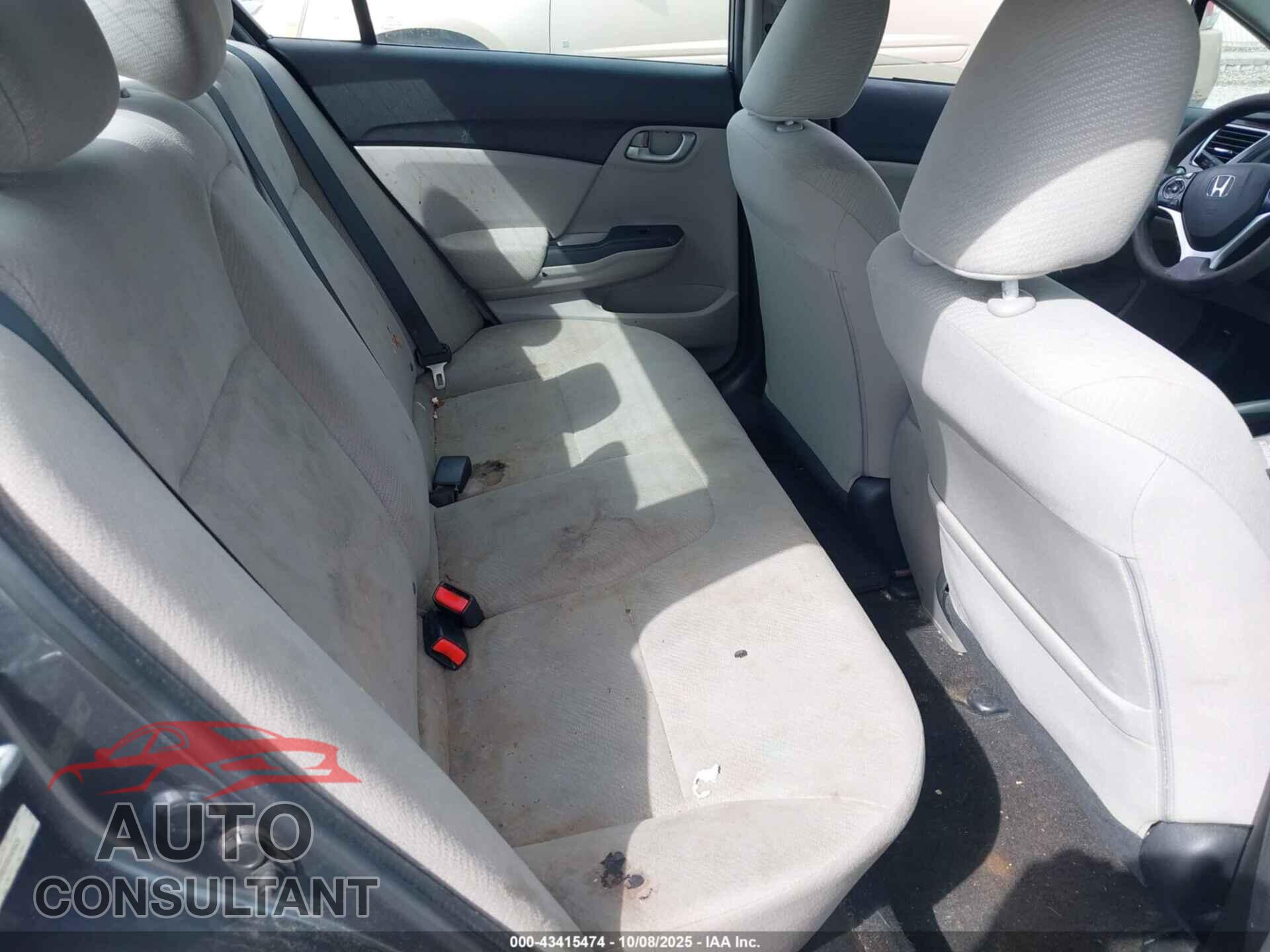 HONDA CIVIC 2013 - 2HGFB2F55DH559436